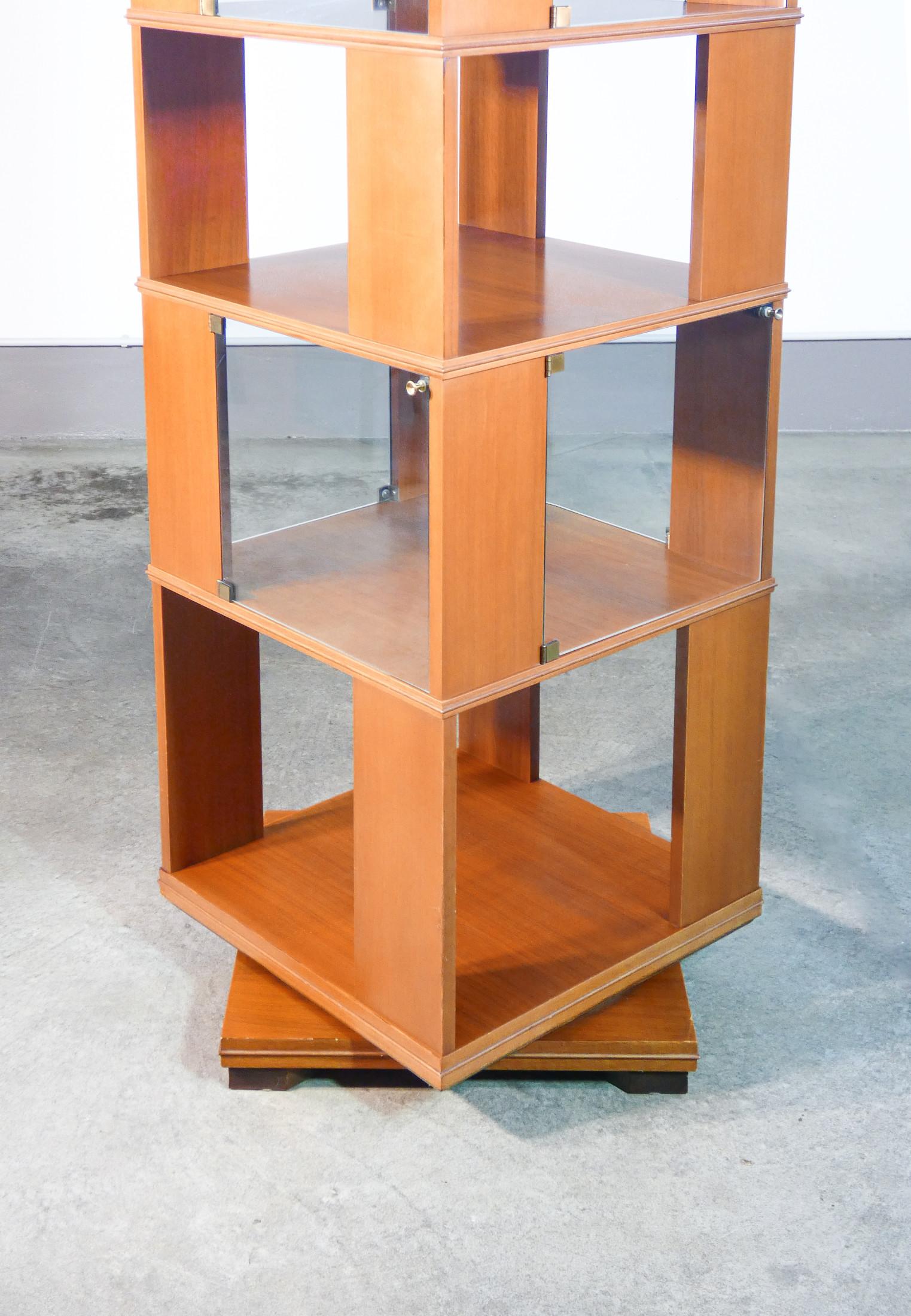 Wooden center swivel bookcase, six shelves. Italy, 60s For Sale 3