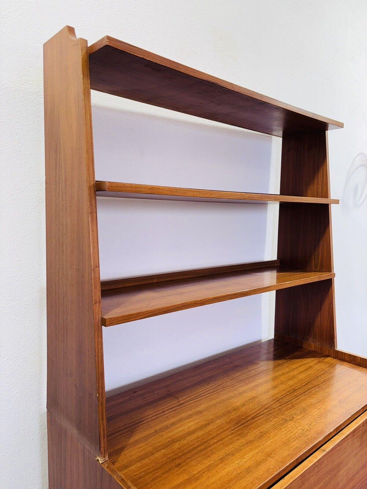 Librería de teca Dinamarca Años 60 Diseño Escandinavo Antigüedades Modernas en venta 2