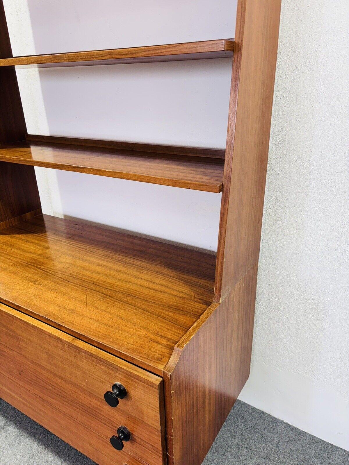 Librería de teca Dinamarca Años 60 Diseño Escandinavo Antigüedades Modernas en venta 3