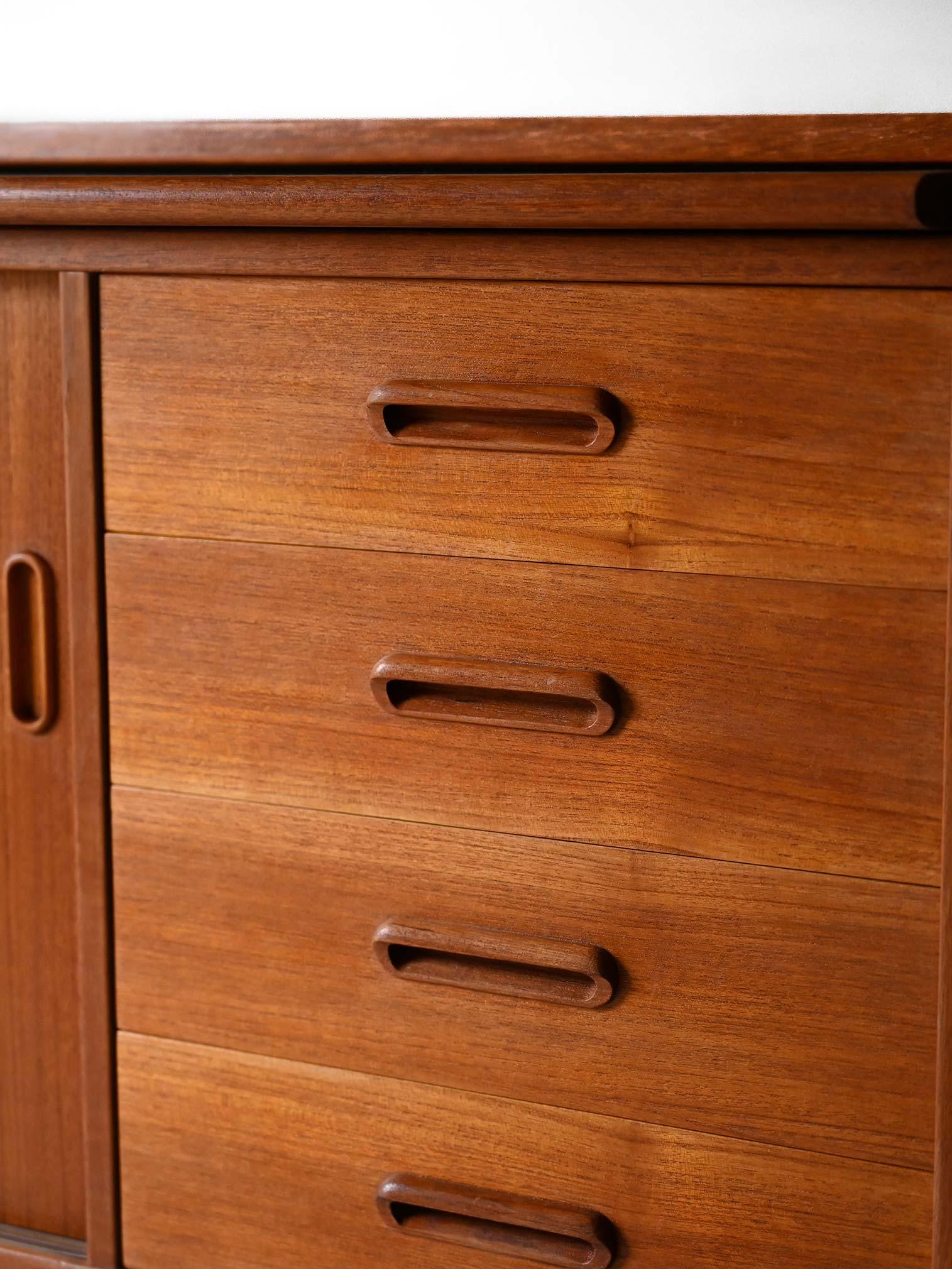 Vintage Scandinavian teak bookcase with built-in desk For Sale 2