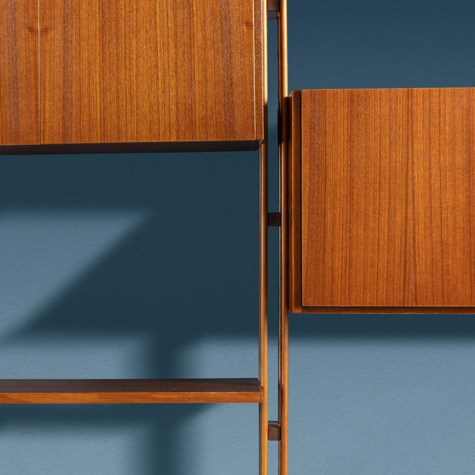 Mid-20th Century Two-bay 'LB7' bookcase Franco Albini for Poggi 1960s For Sale