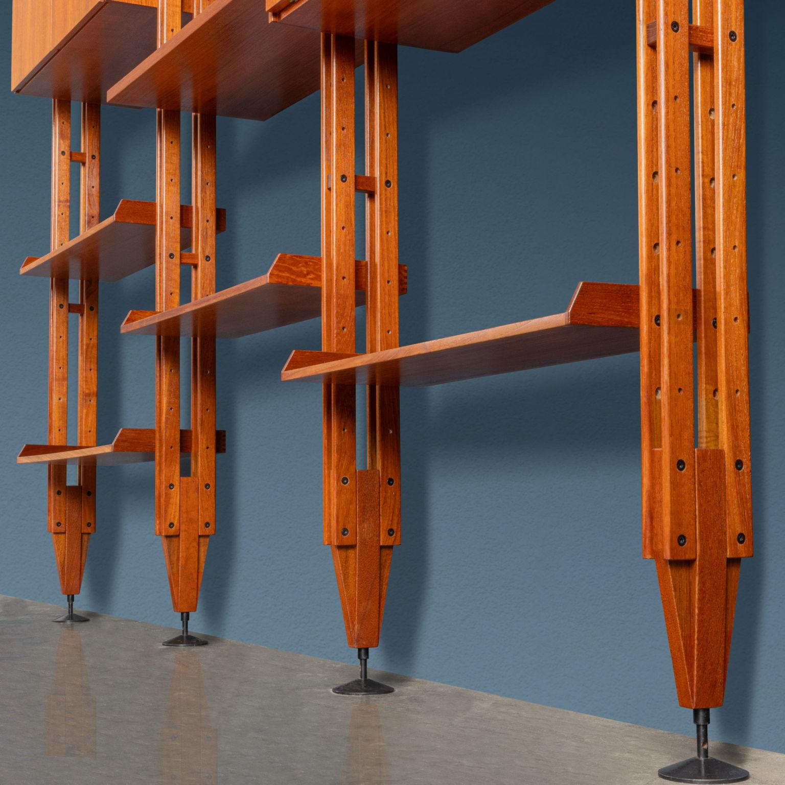 Wood Libreria modello 'LB7' a tre campate Franco Albini per Poggi anni 50