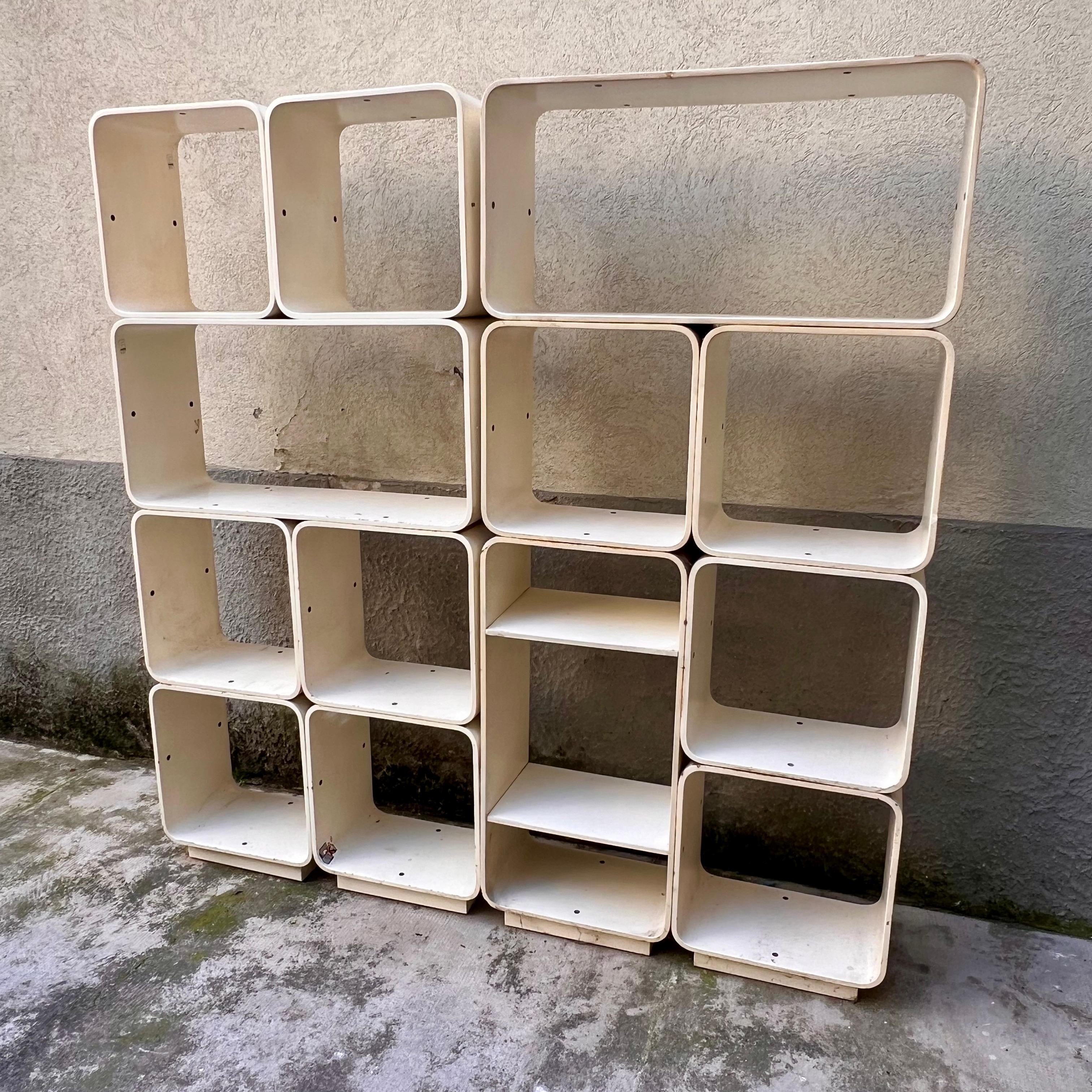 Libreria Modulare in Legno Laccato - Carlo De Carli per Fiarm - Italia - Anni 70 Era espacial en venta