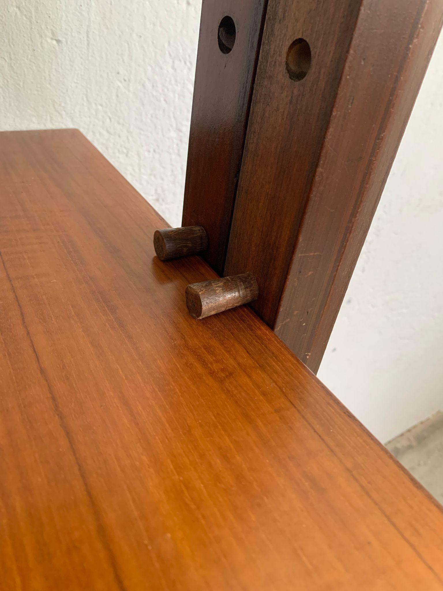 Modular teak bookcase by Leonardo Fiori, produced by Isa, 1960s, Italy in vendita 11