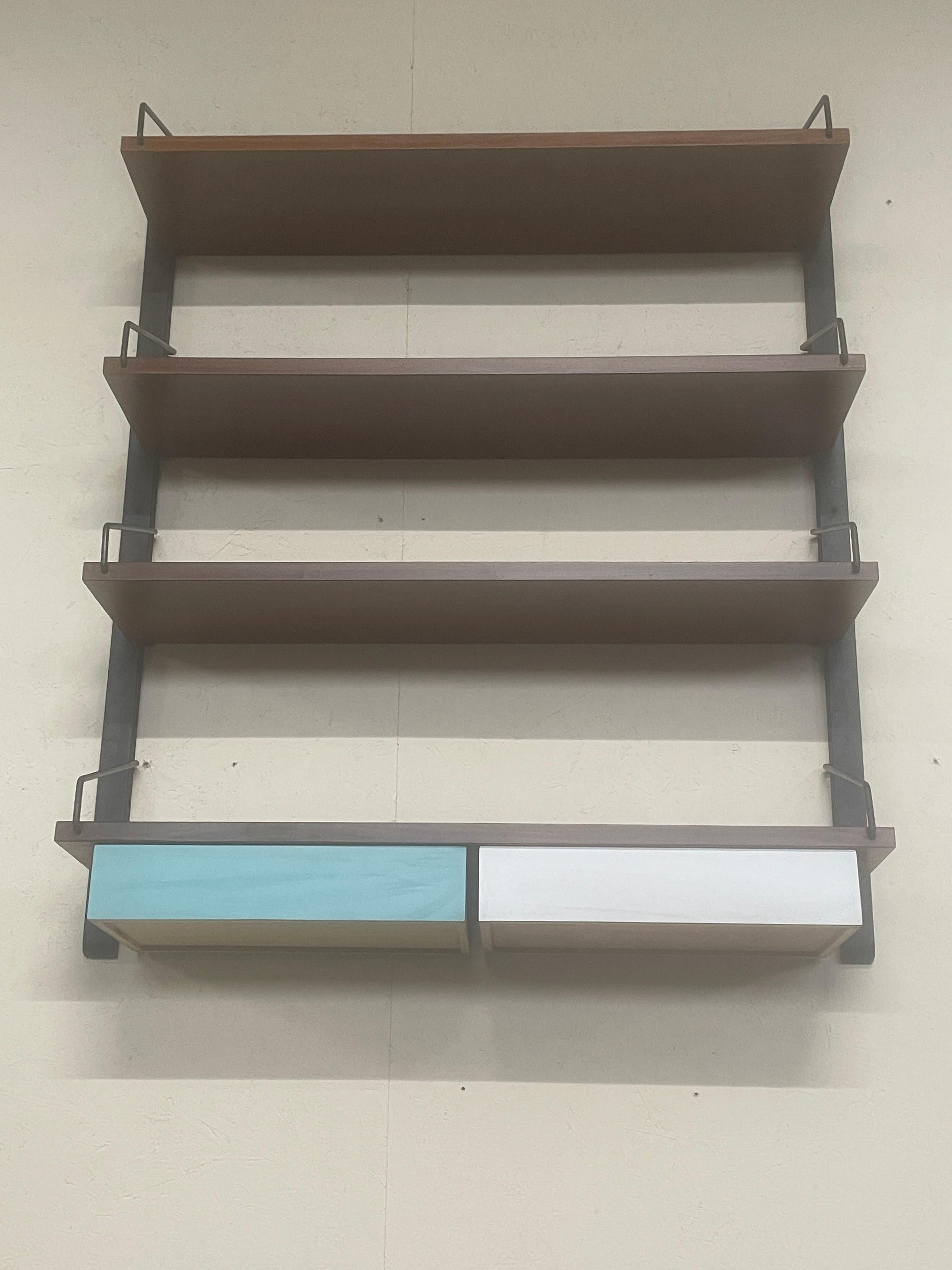 Librería mural de los años 60 con estantes y cajones en venta 4