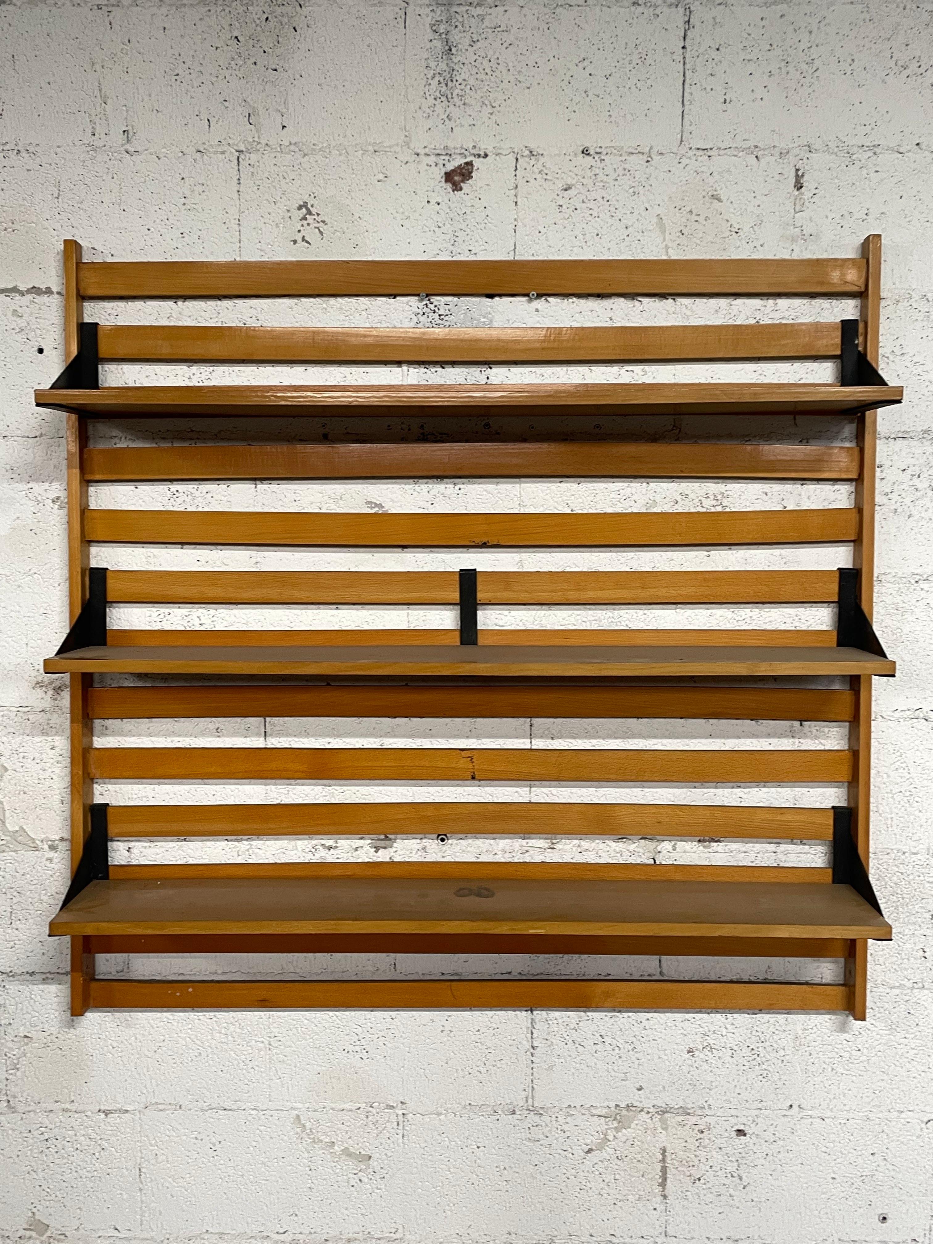 1960s hanging bookcase made of beech wood For Sale 5
