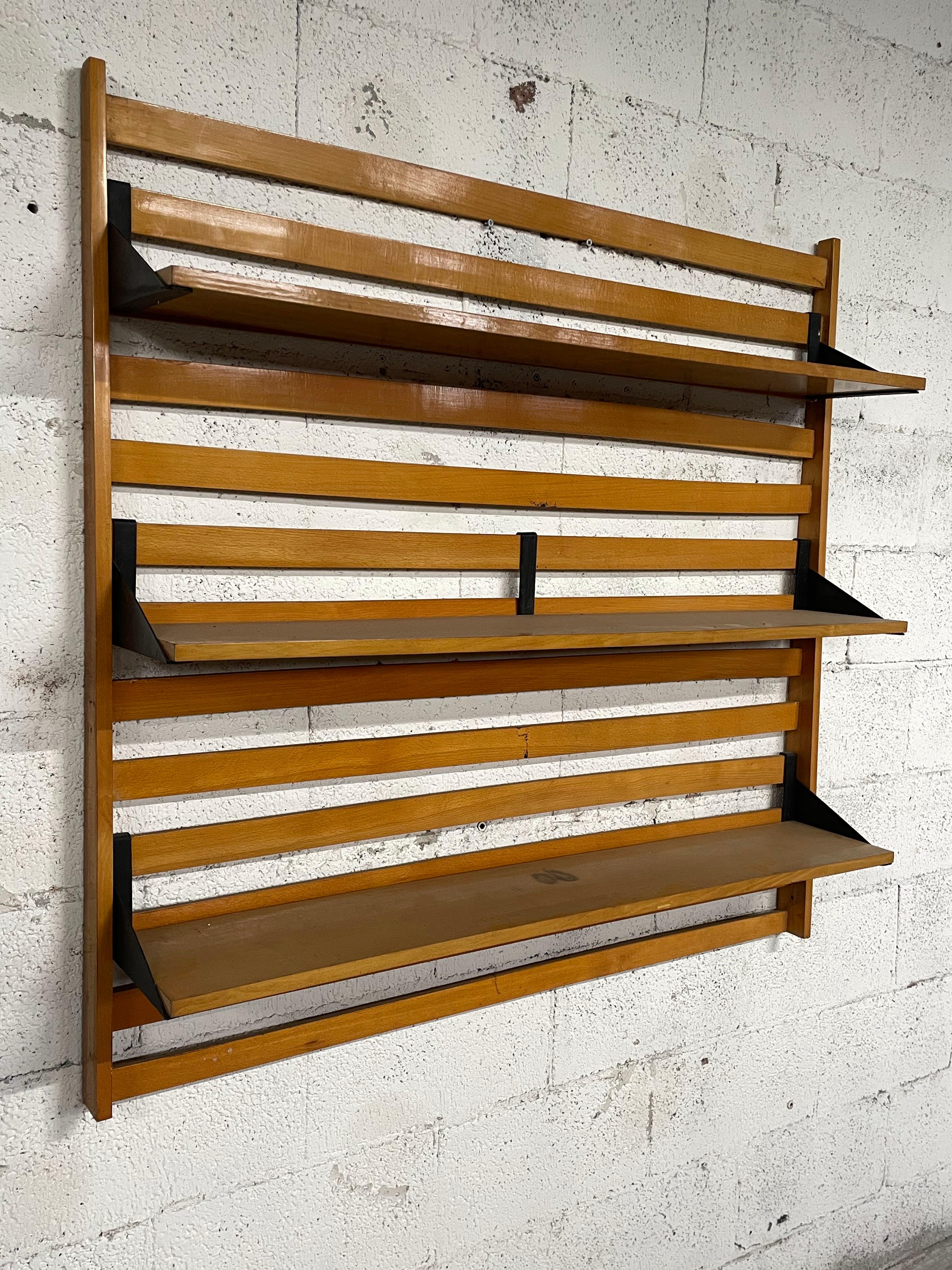 1960s hanging bookcase made of beech wood For Sale 7