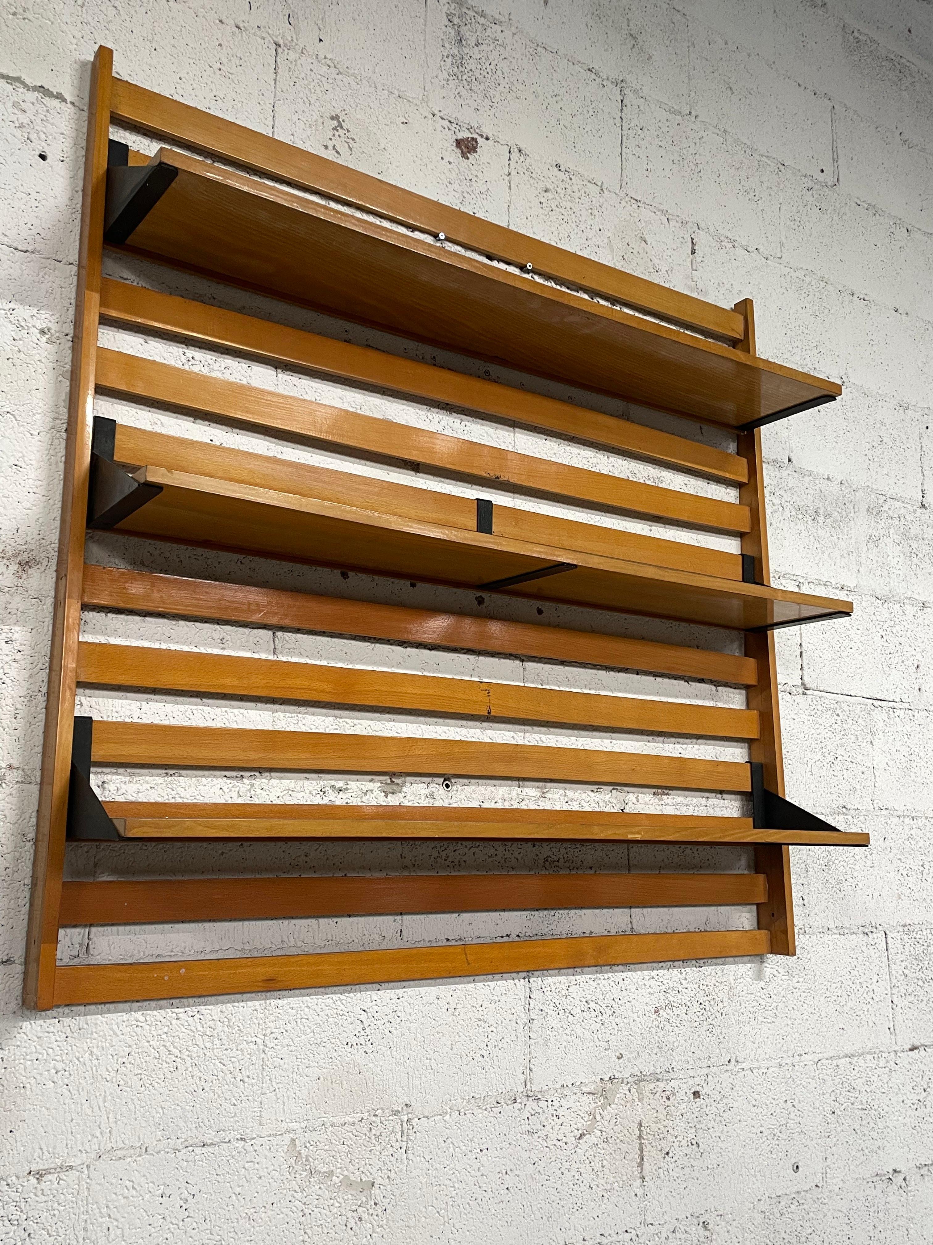 1960s hanging bookcase made of beech wood For Sale 8