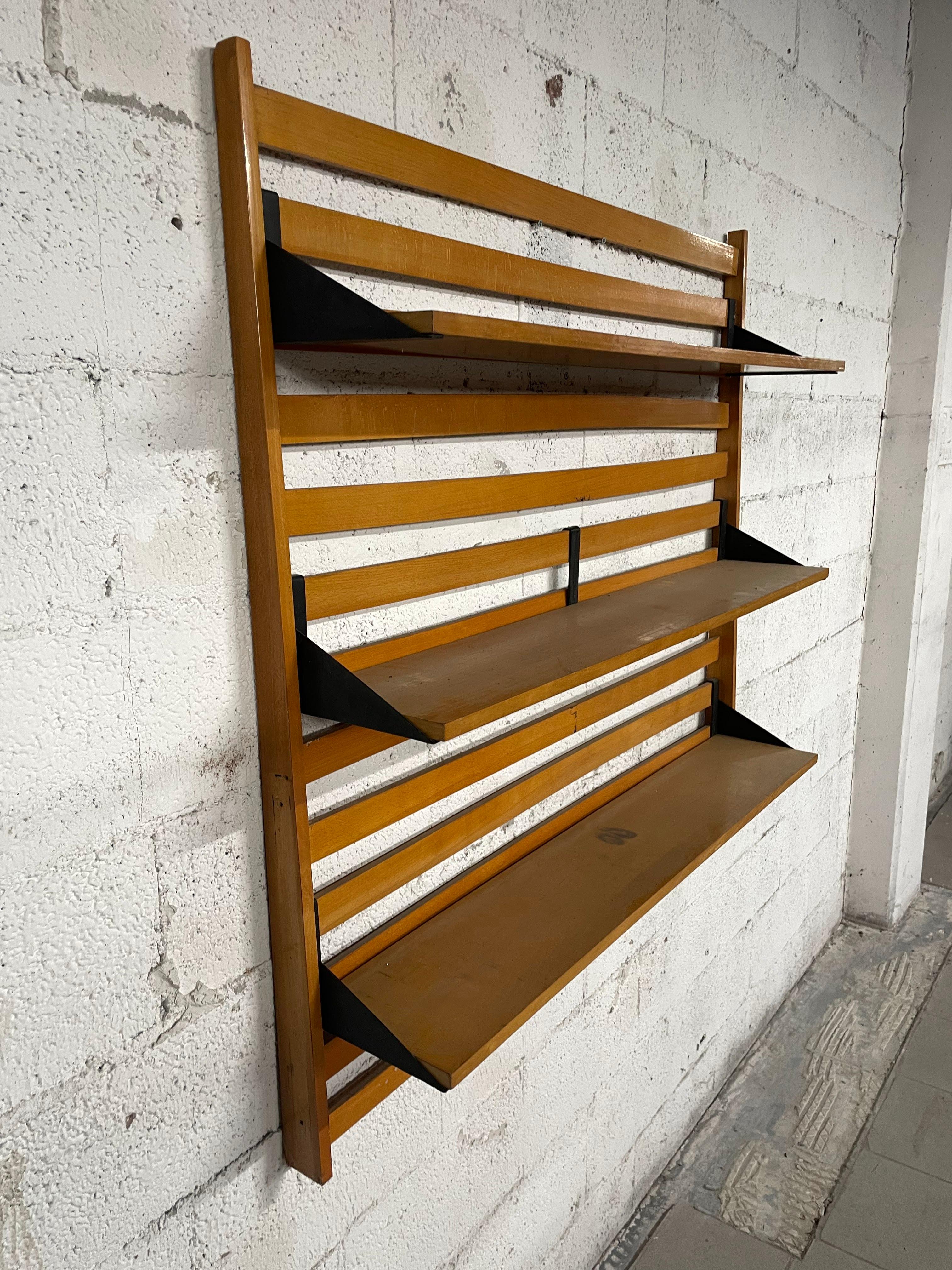 1960s hanging bookcase made of beech wood For Sale 9