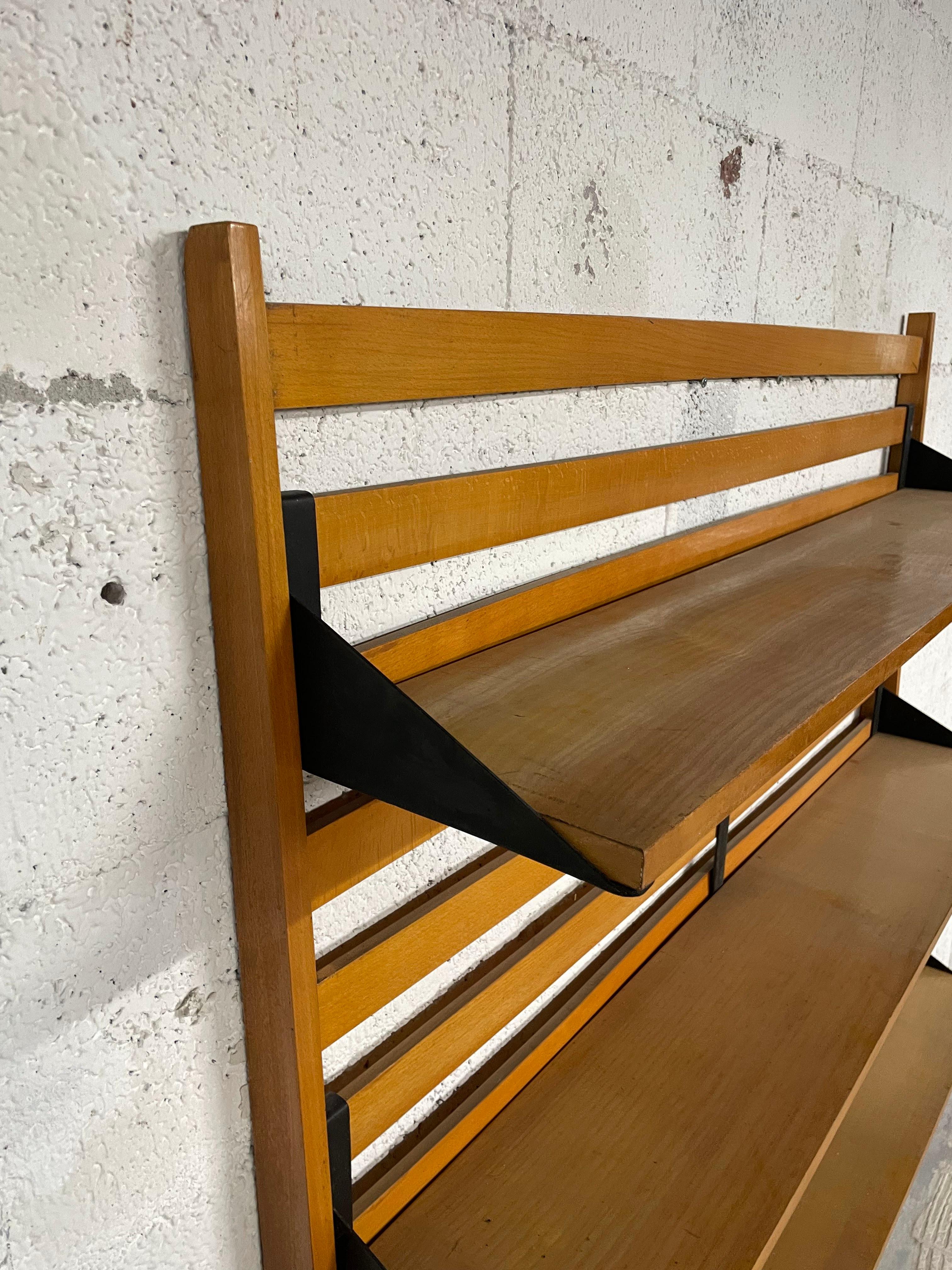 1960s hanging bookcase made of beech wood For Sale 10