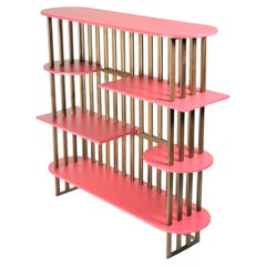 Bücherregal, Regale mit Holzbeinen und MDF-Fachböden