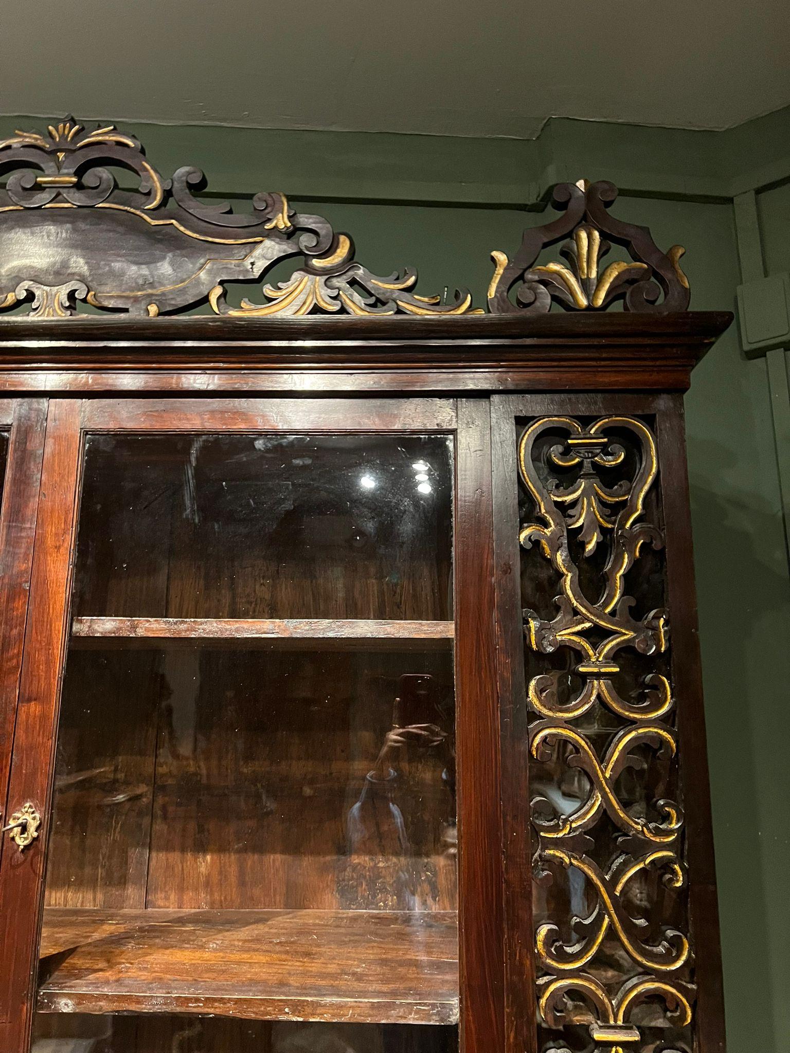 Bookcase dating back to the late 18th century In Good Condition For Sale In Firenze, IT