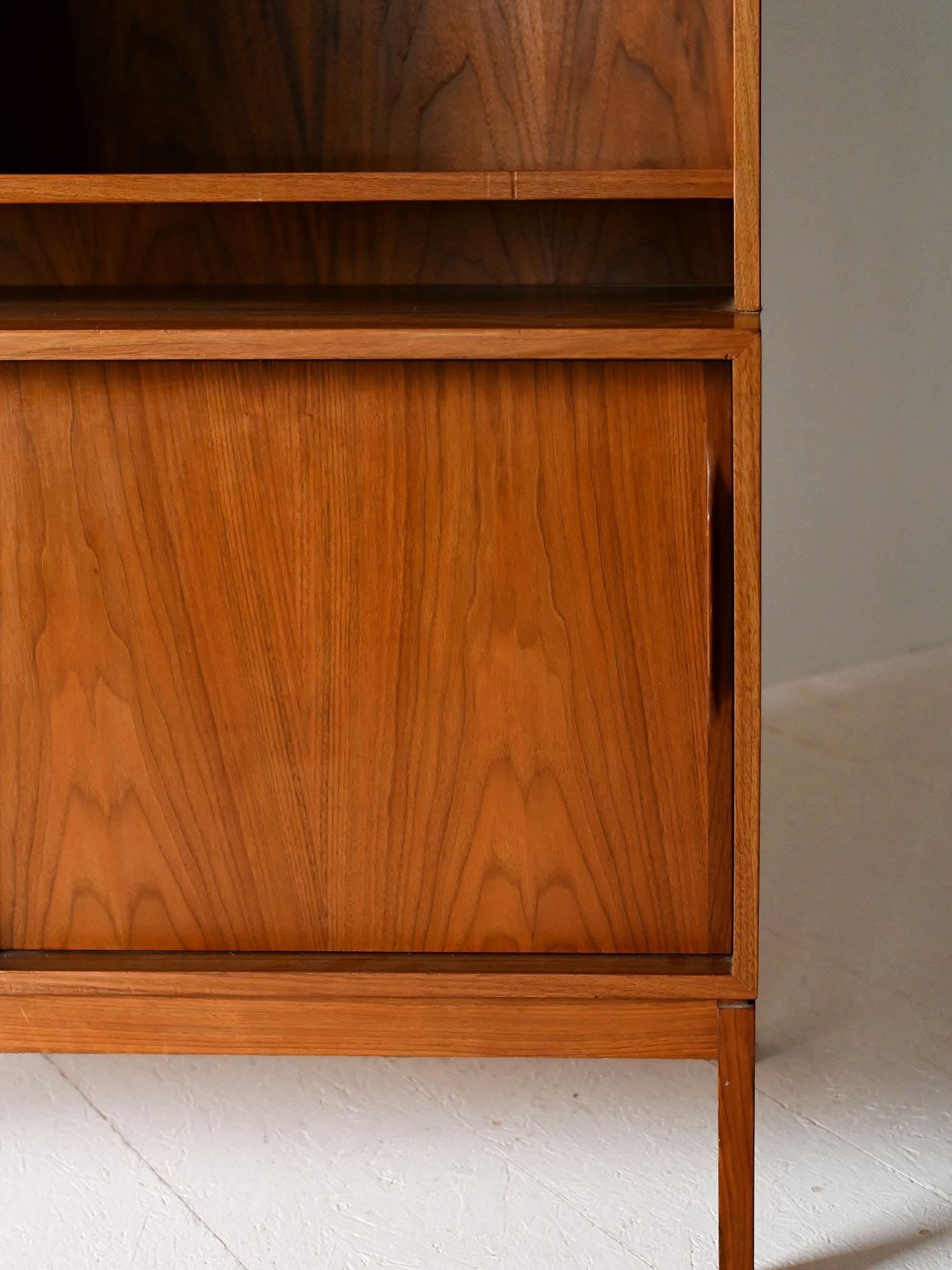 Bibliothèque scandinave en teck des années 1950/60 en vente 5