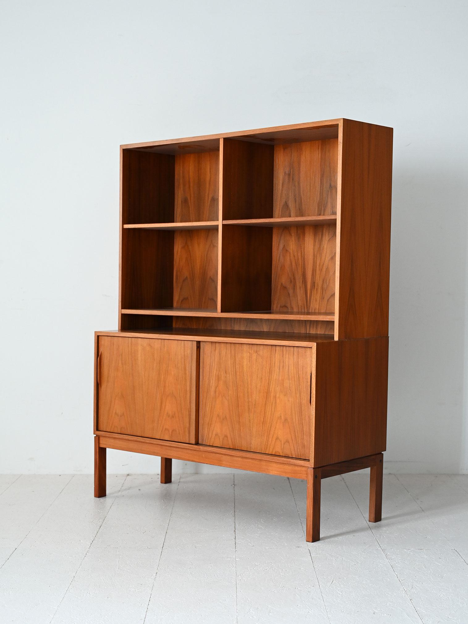 Mid-20th Century Bibliothèque scandinave en teck des années 1950/60 en vente