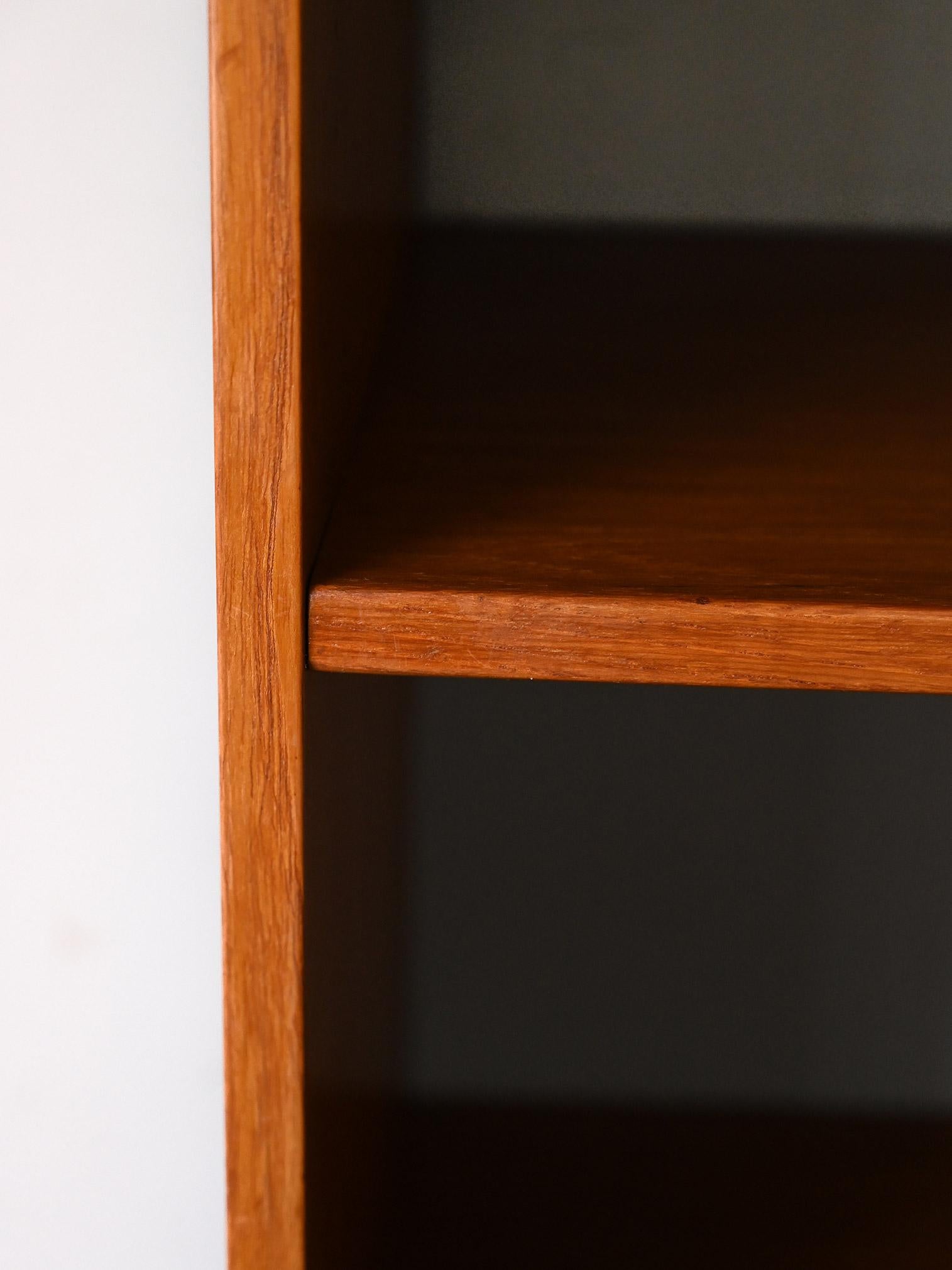Wood Scandinavian bookcase