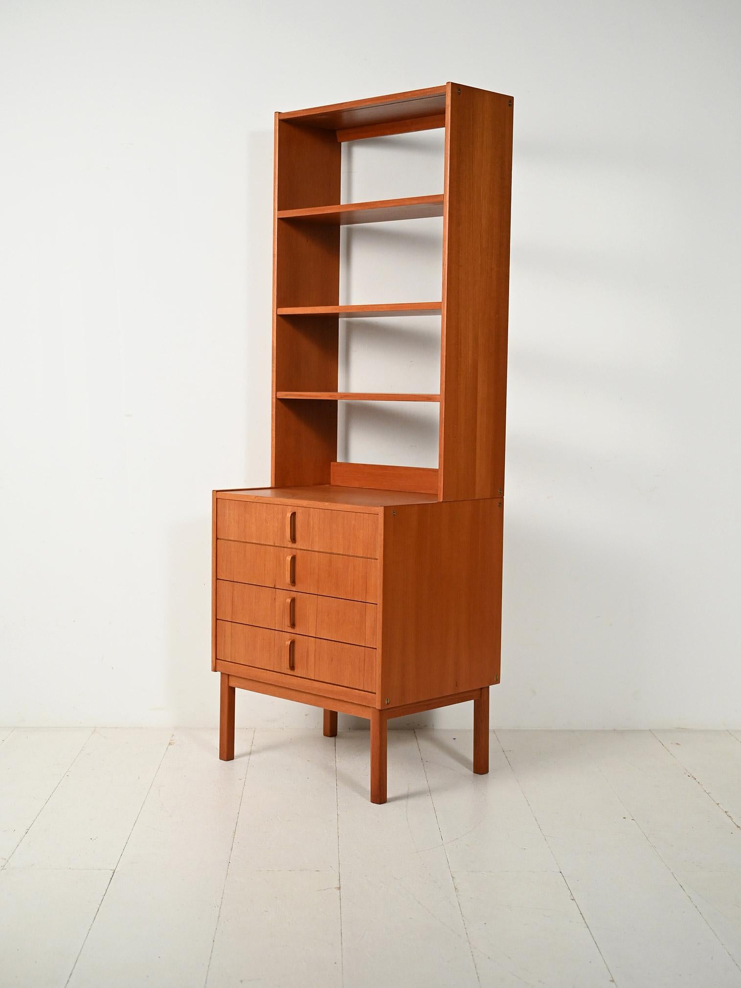 Libreria scandinava in teak di Bertil Fridhagen per Bodafors, anni ’60 In Good Condition For Sale In Brescia, IT