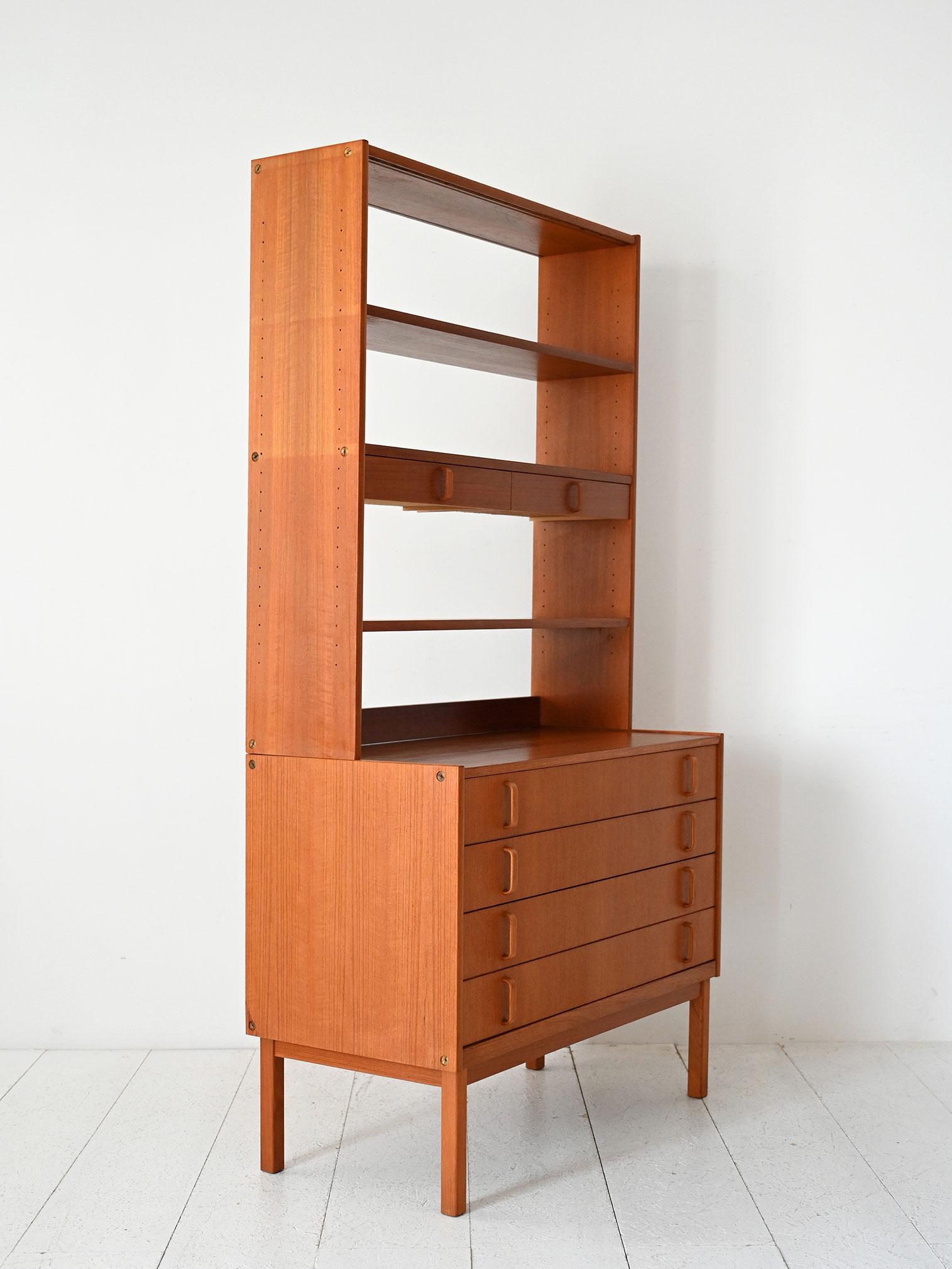 Librería escandinava vintage con cajones de B. Fridhagen Escandinavo moderno en venta