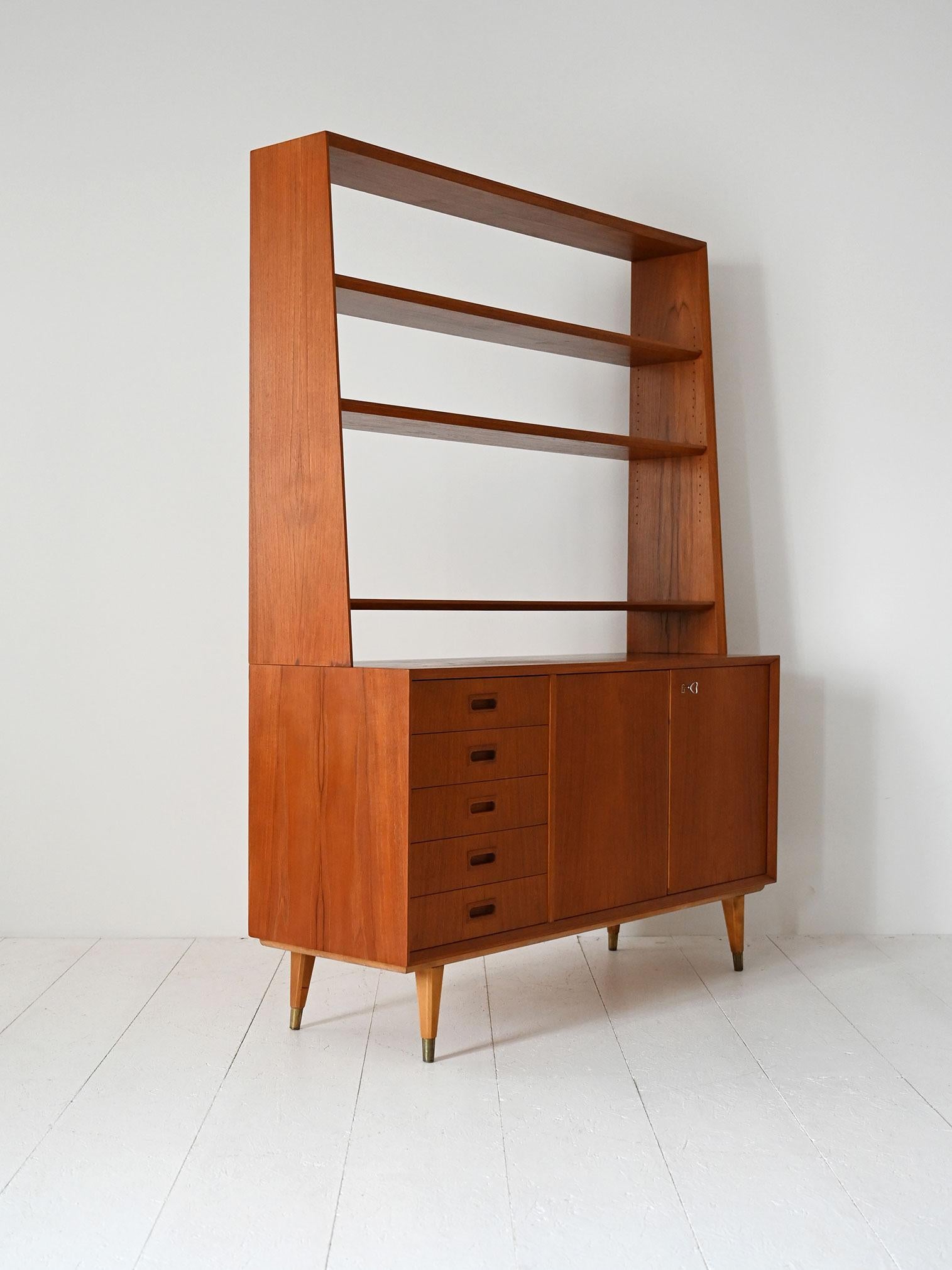Scandinavian Bibliothèque vintage en teck scandinave avec tiroirs en vente