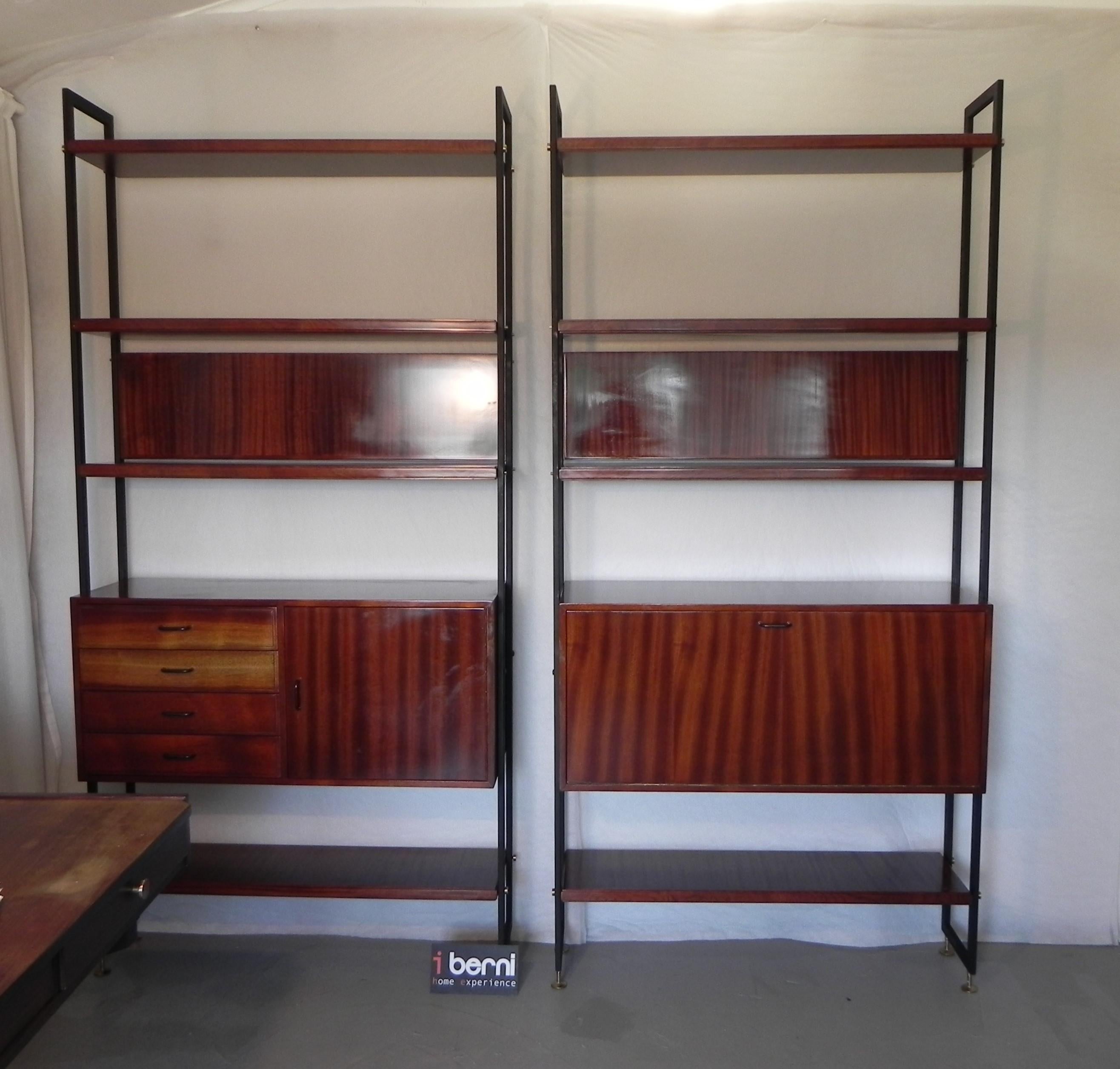 Mid-Century moderno libreria stile Danese, anni 60 in vendita