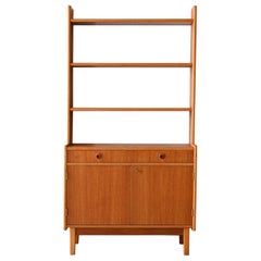 Librería vintage con espacio de almacenamiento