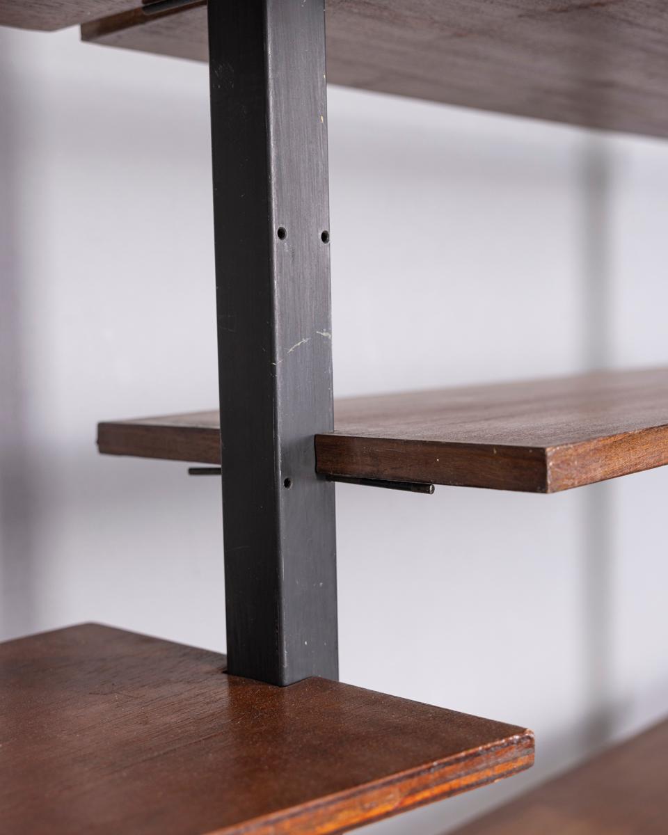 Libreria vintage terra cielo degli anni '60 in metallo e legno, design Italiano en venta 1