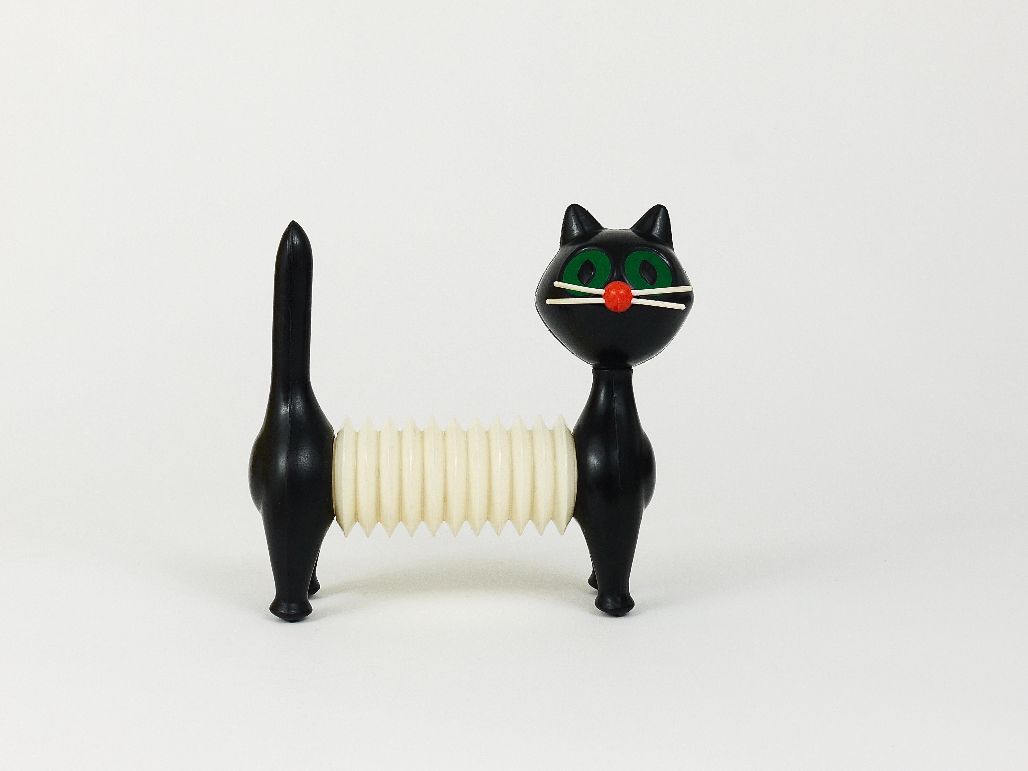 Libuse Niklova Accordion Squeaky Toy Cat „Tomcat“ by Fatra, Czechoslovakia 1960s 11
