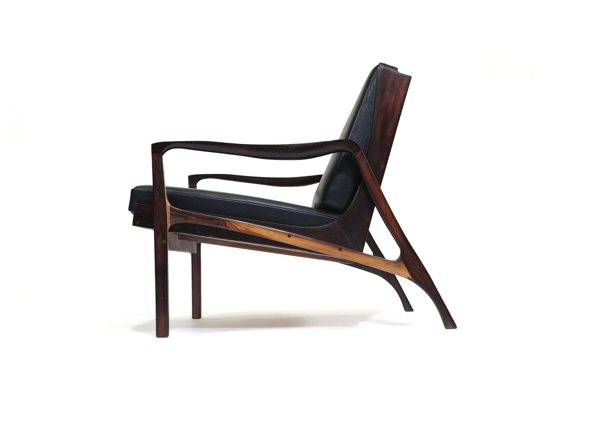 Liceu de Artes e Officios Brazilian Rosewood Lounge Chairs For Sale 5