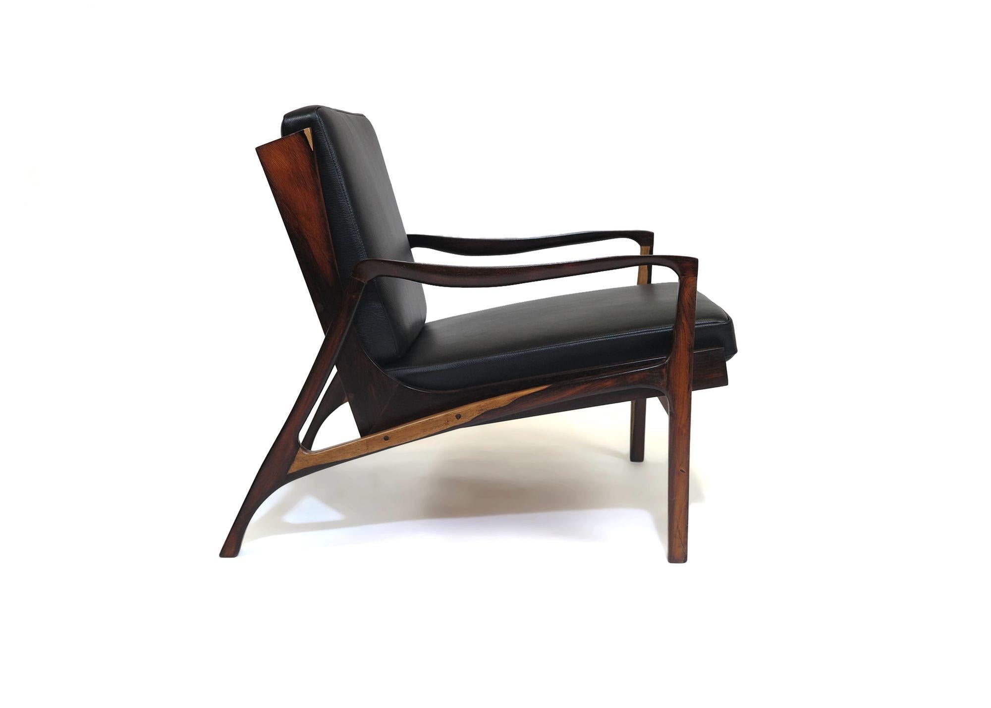 20th Century Liceu de Artes e Officios Brazilian Rosewood Lounge Chairs For Sale