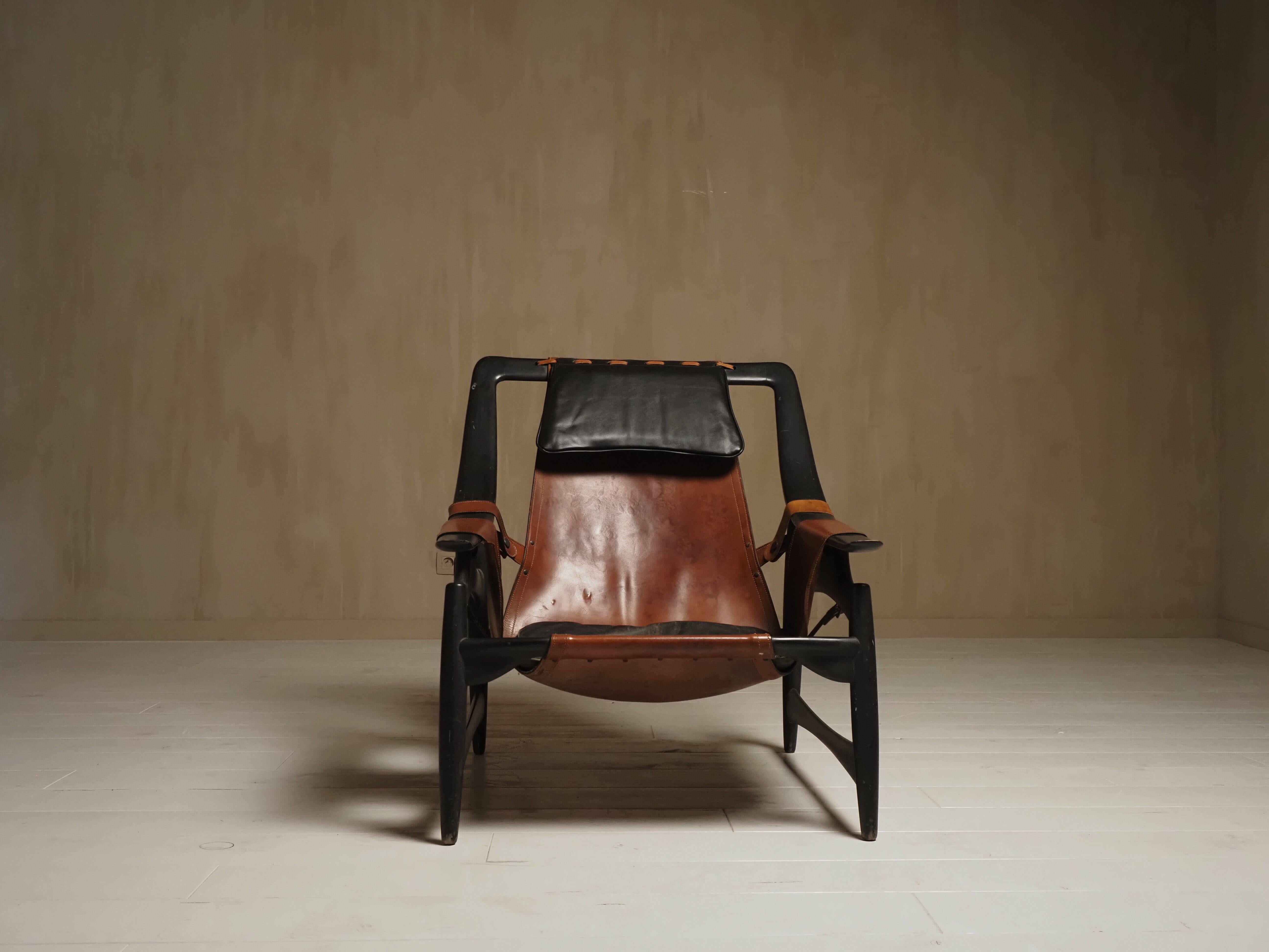 Liceu de Artes e Ofícios Lounge Chair, Brazil, 1960s im Angebot 3