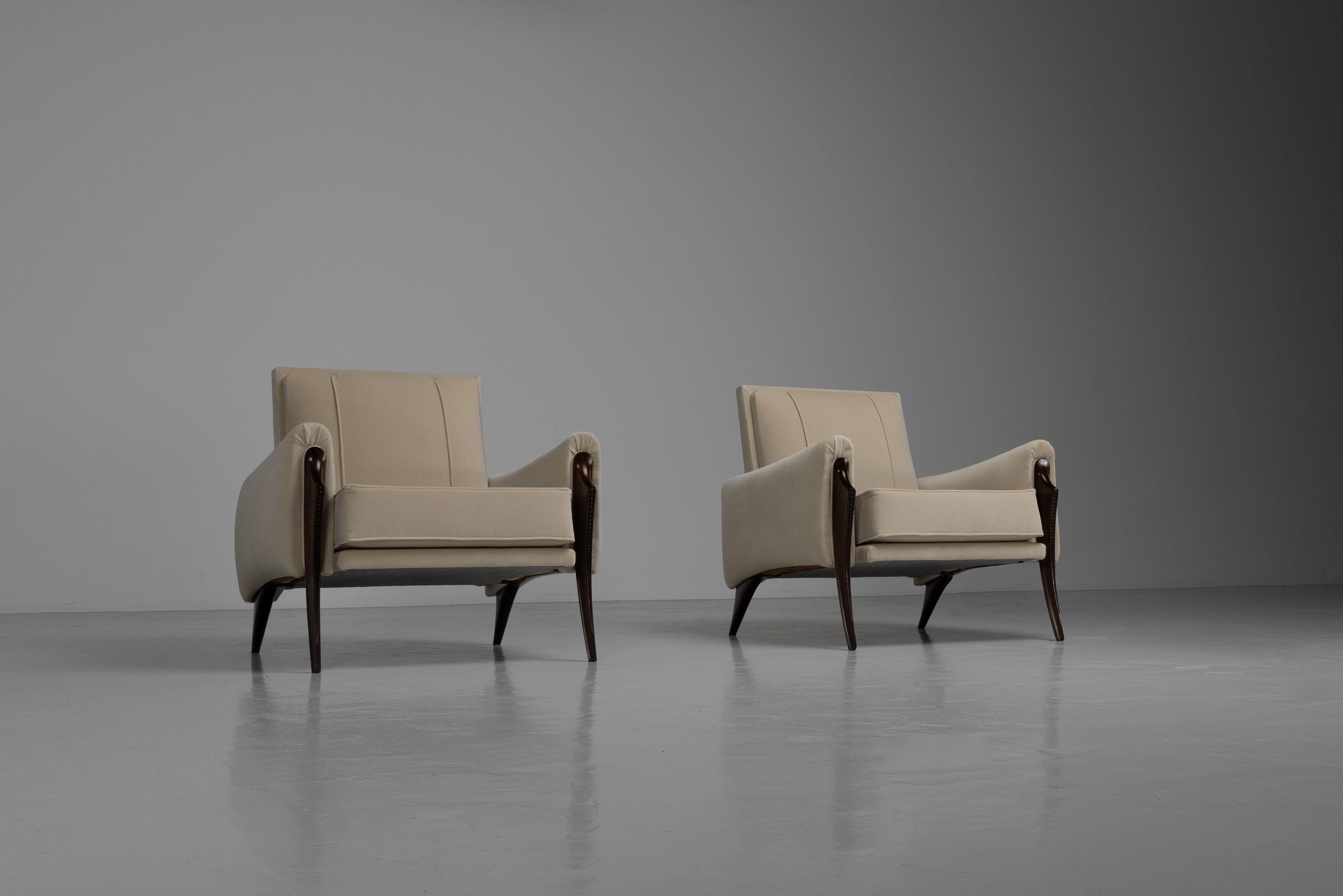 Mid-Century Modern Liceu de Artes e Oficios lounge chairs Brazil 1955 For Sale