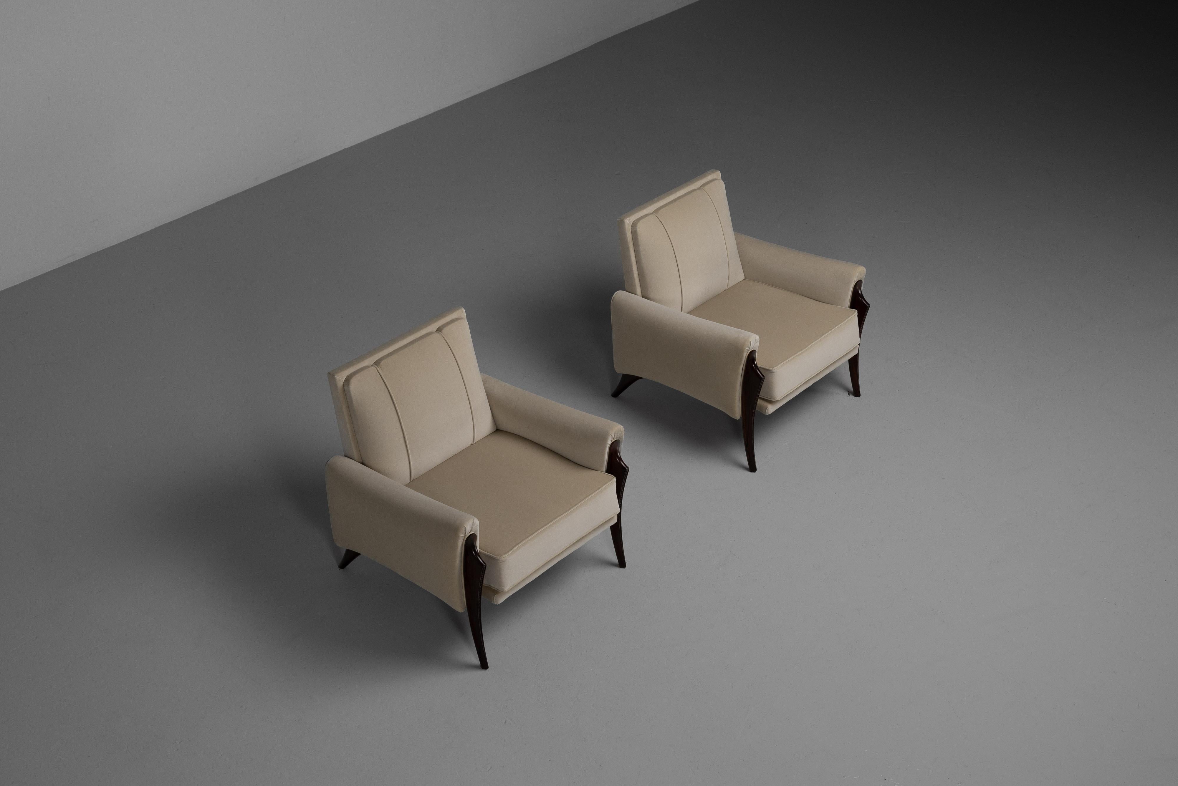 Brazilian Liceu de Artes e Oficios lounge chairs Brazil 1955 For Sale