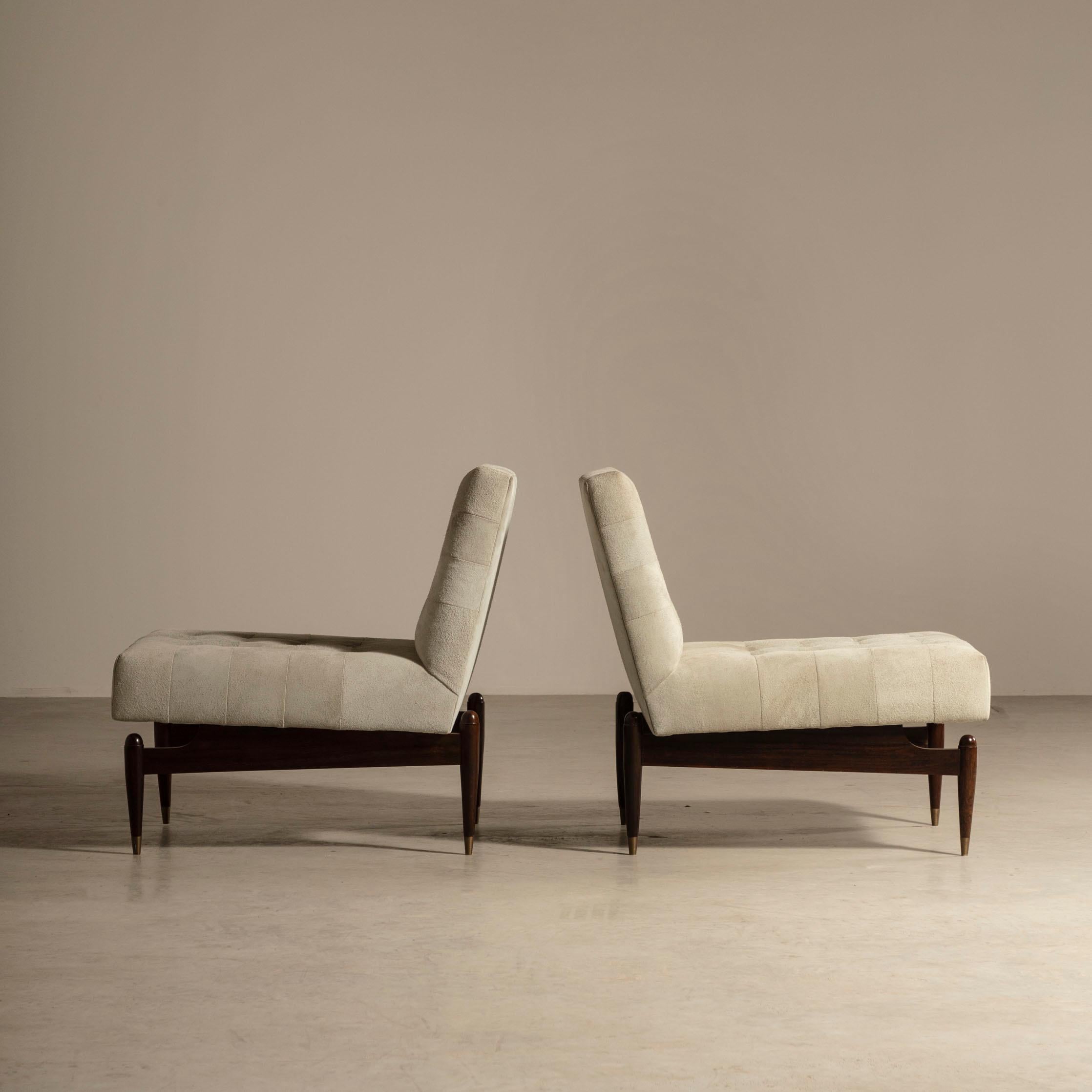 Liceu de Artes & Ofícios Brazilian Chairs, Mid-Century Modern Design For Sale 3