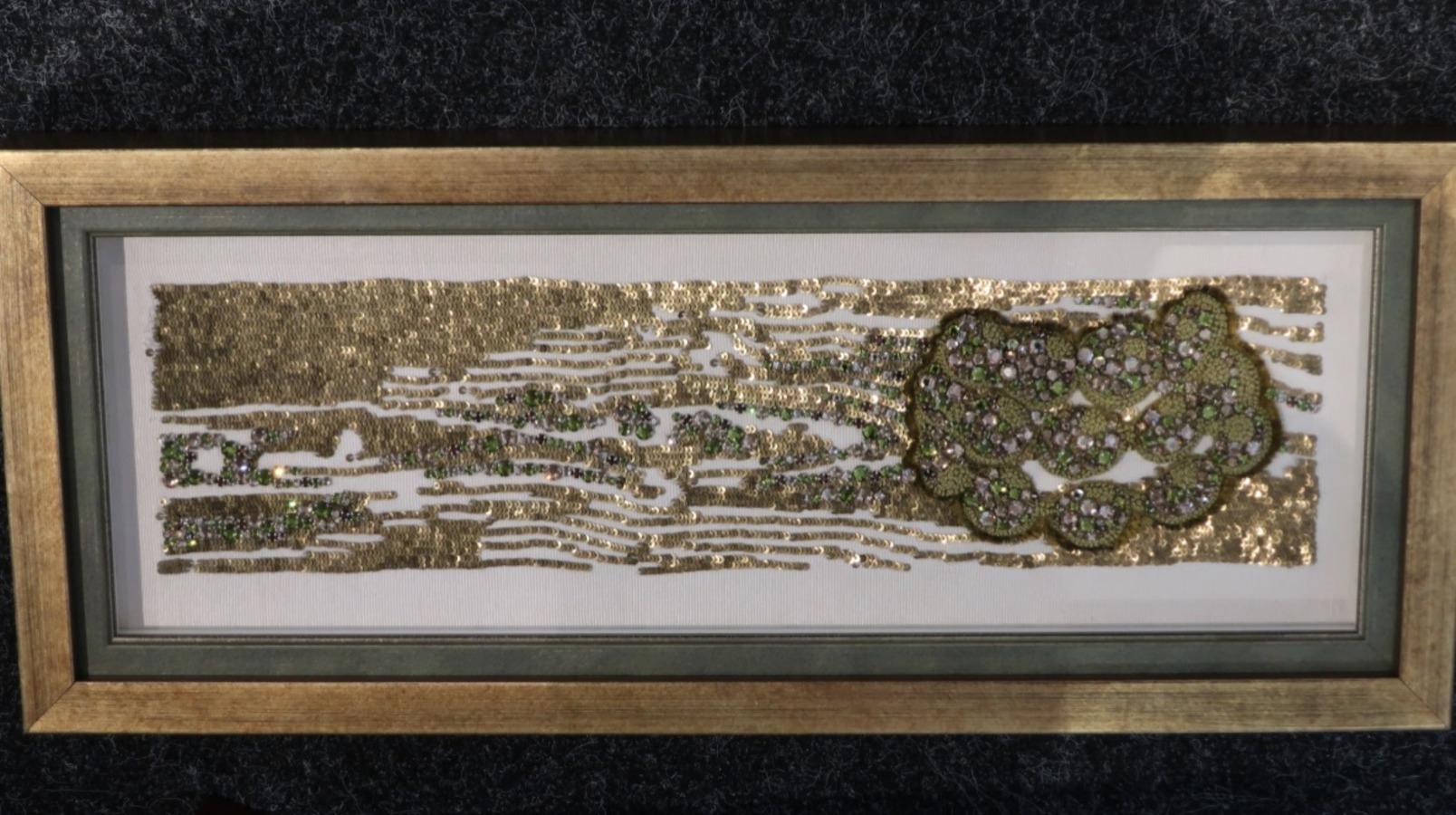 Lichen Gold In New Condition For Sale In London, GB
