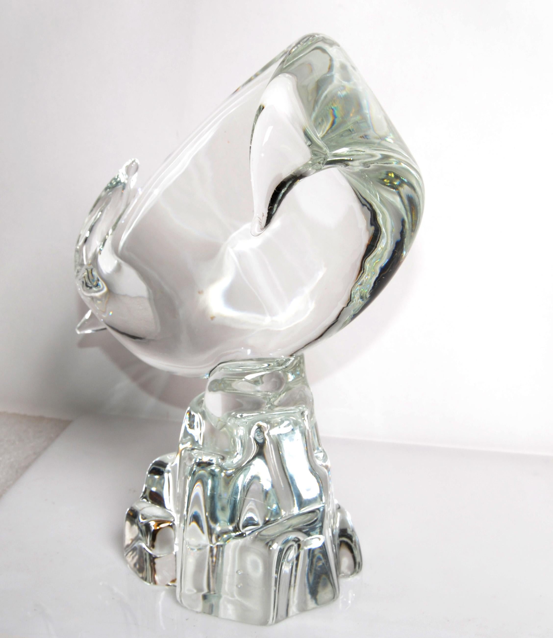 Licio Zanetti Escultura abstracta de cristal de Murano de pez, ballena o delfín sobre roca Tallado a mano en venta