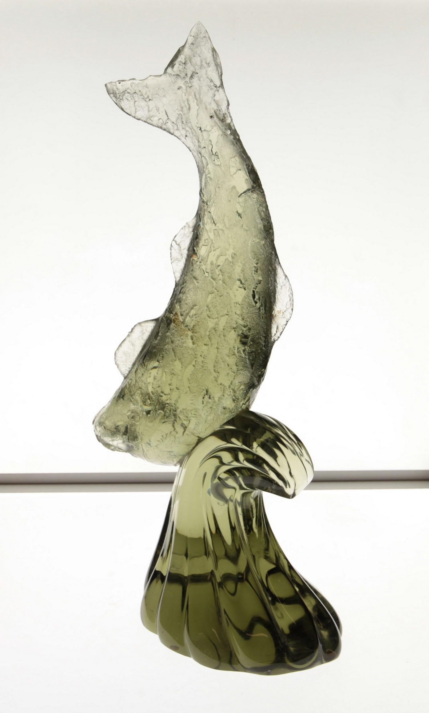 Licio Zanetti, Deep Corroso Fish on Base, Murano Glass Quartz Green, Signed, 70s 5