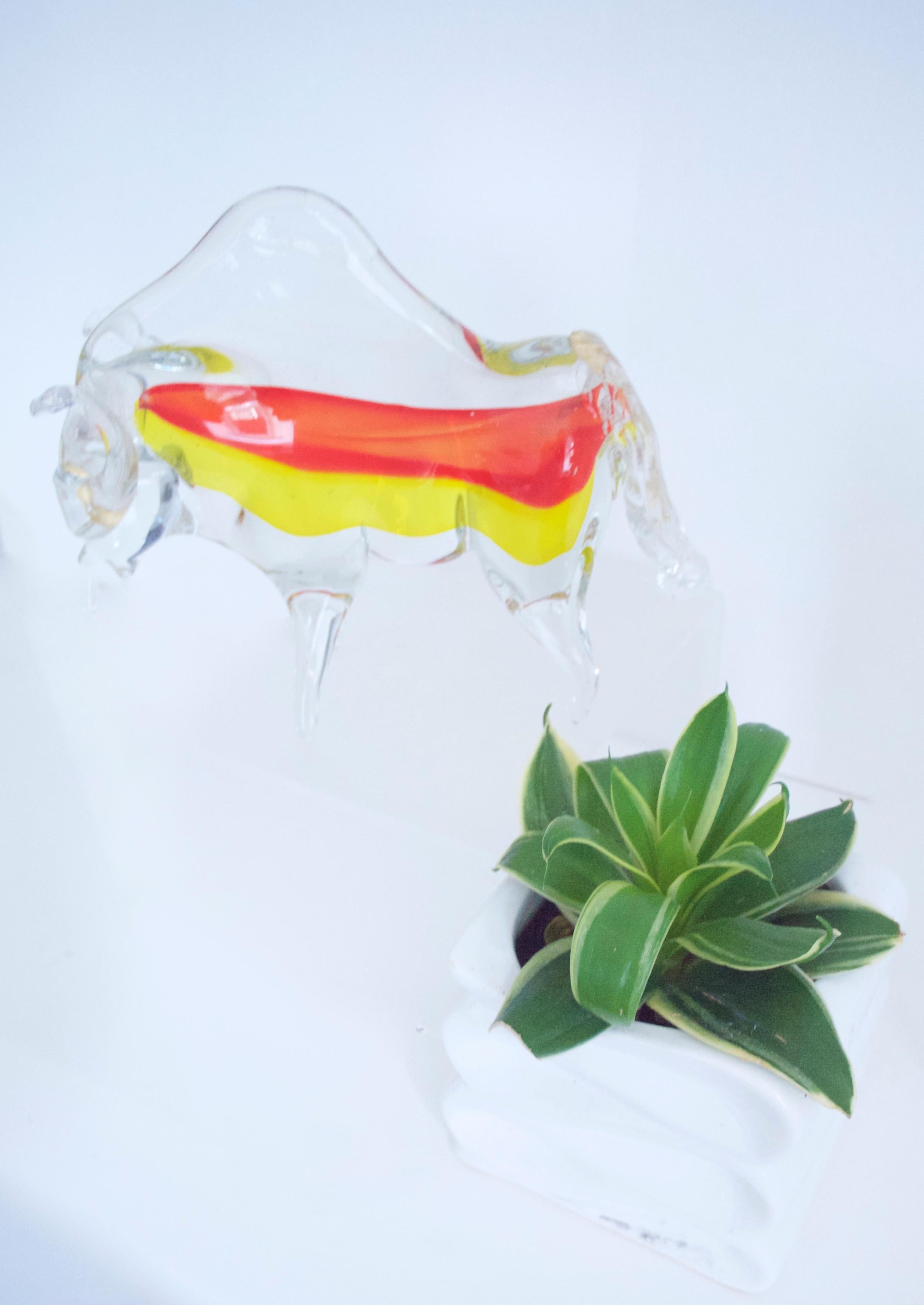 Mid-Century Modern Licio Zanetti Large Murano Bull Sculpture with Red and Yellow Inclusions, 1970 For Sale
