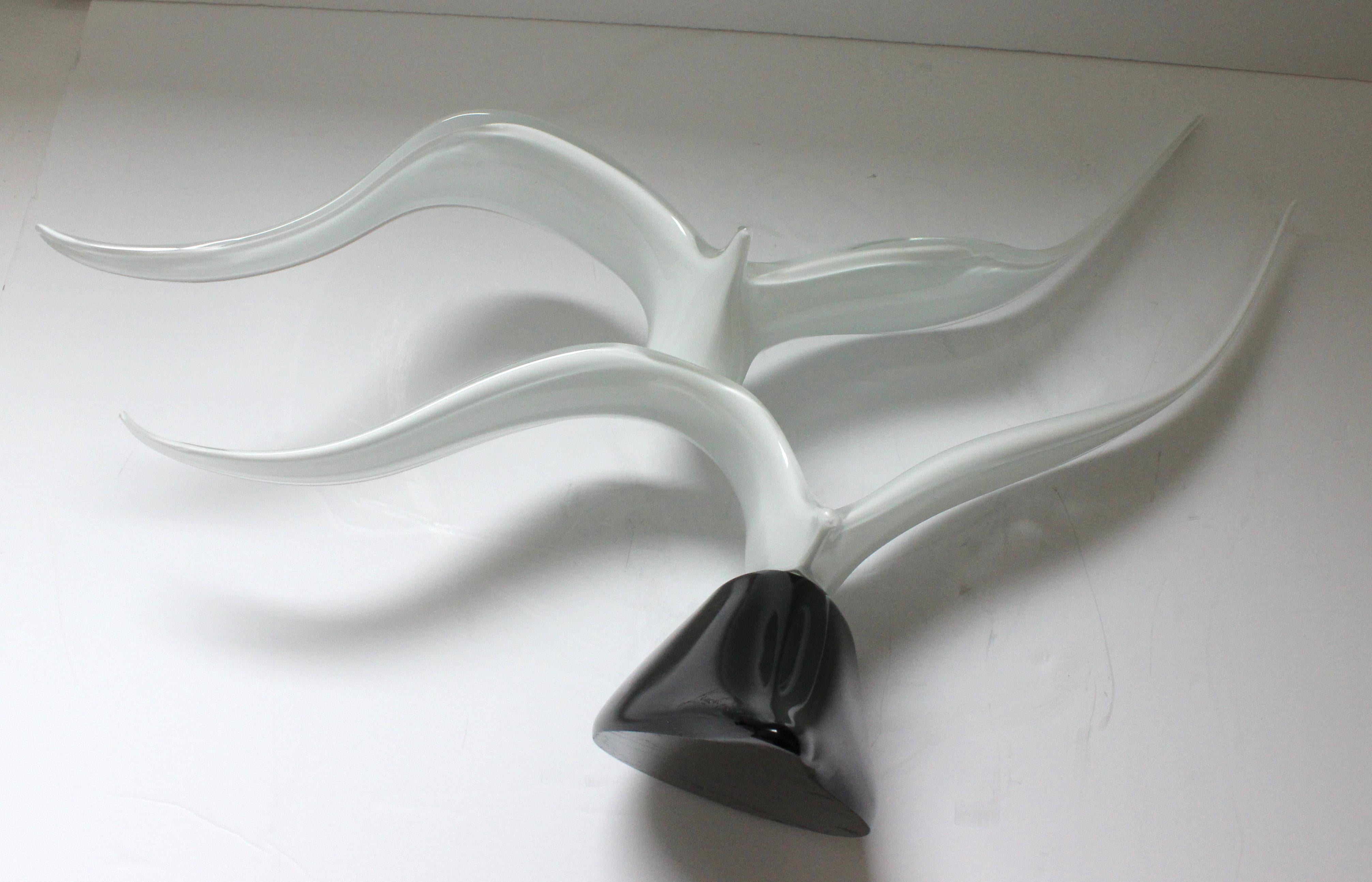 20th Century Licio Zanetti Murano Glass Seagulls Sculpture For Sale