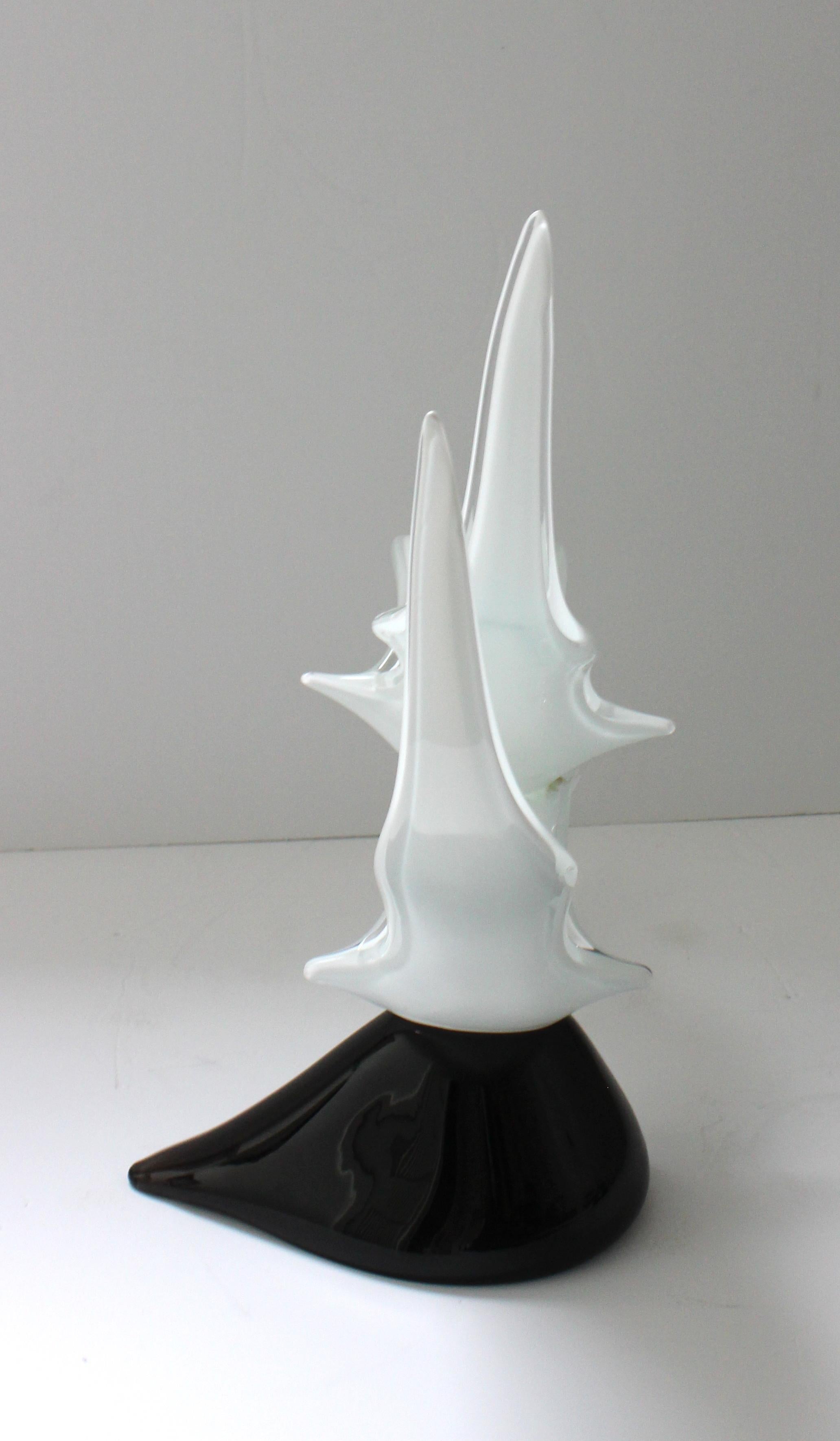 Modern Licio Zanetti Murano Glass Seagulls Sculpture For Sale