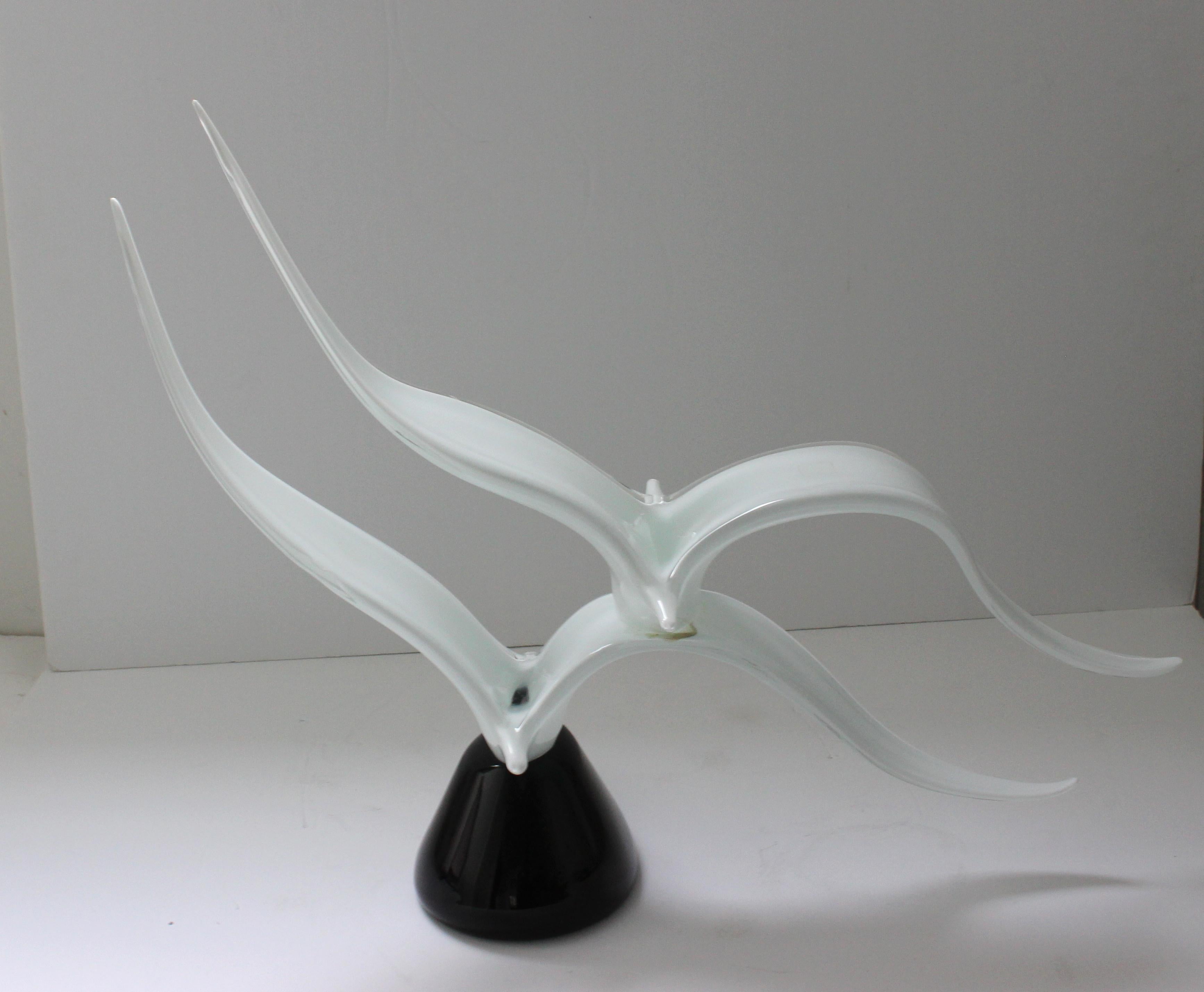 Modern Licio Zanetti Murano Glass Seagulls Sculpture For Sale