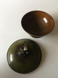Lidded Bronze Bowl Ornamented with a Bird