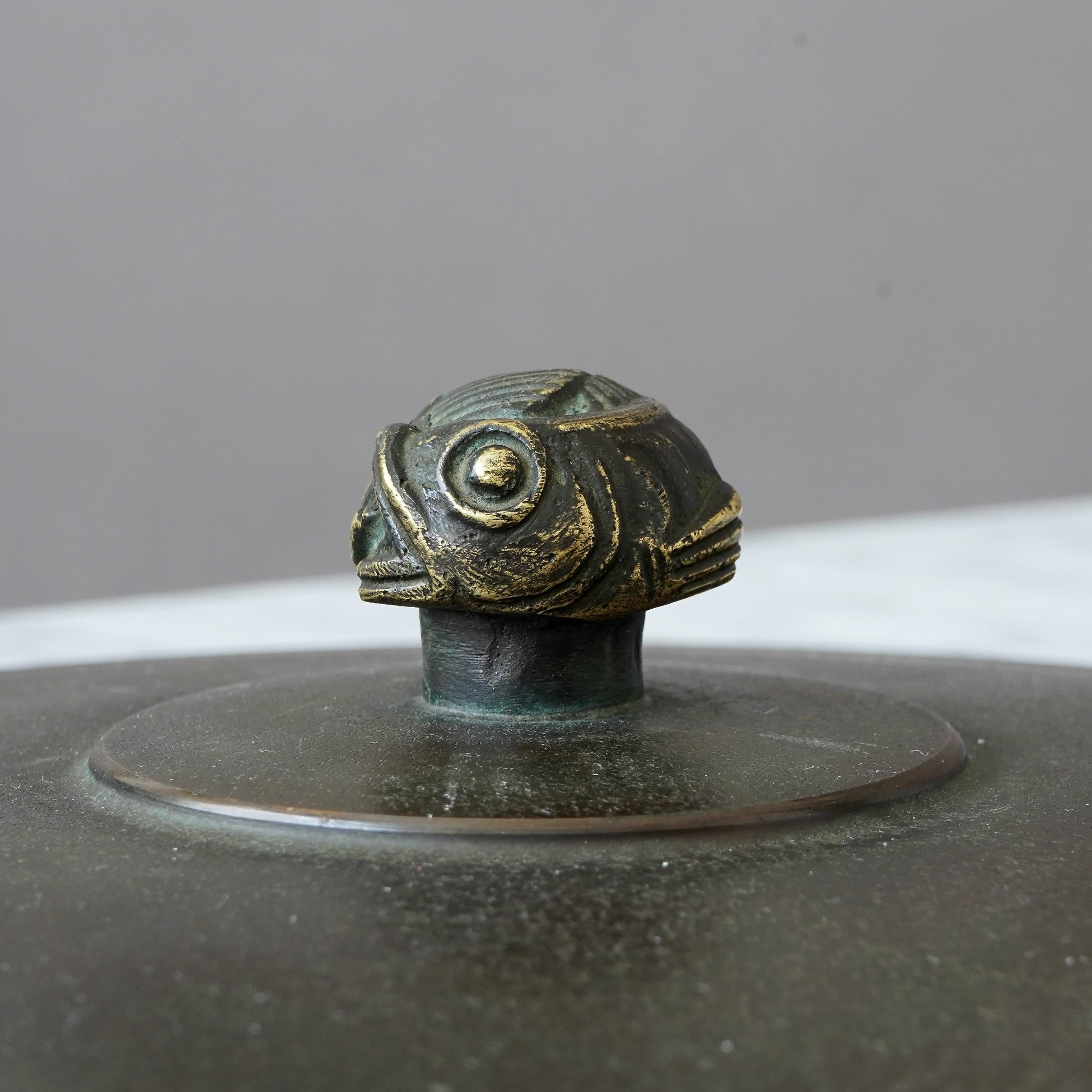 Lidded Bronze Box by Hans Bergstrom for Ystad Metall / Brons, Sweden, 1930s For Sale 5