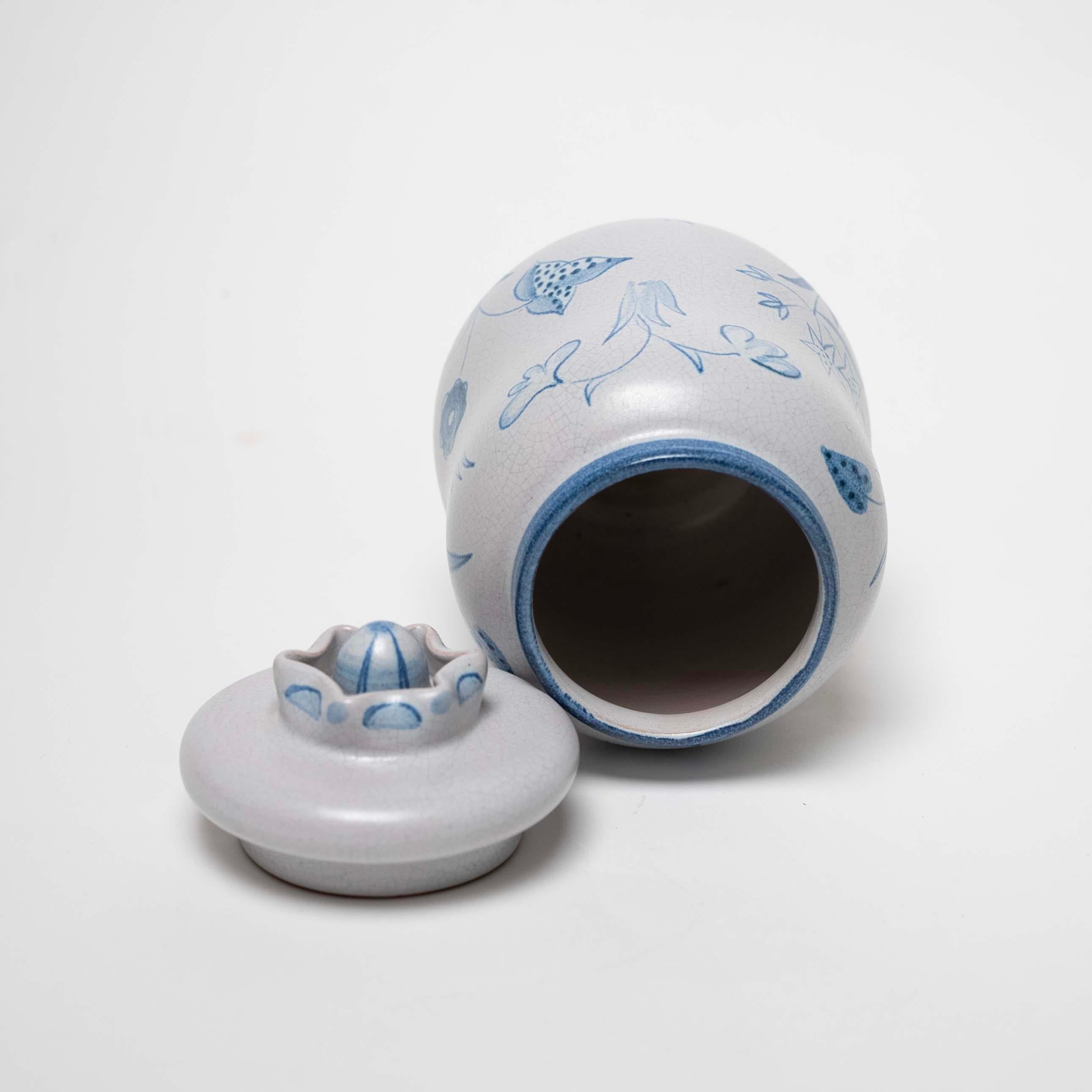 Lidded Jar by Eva Jancke Björk for Bo Fajans, Sweden, c. 1930 For Sale 2