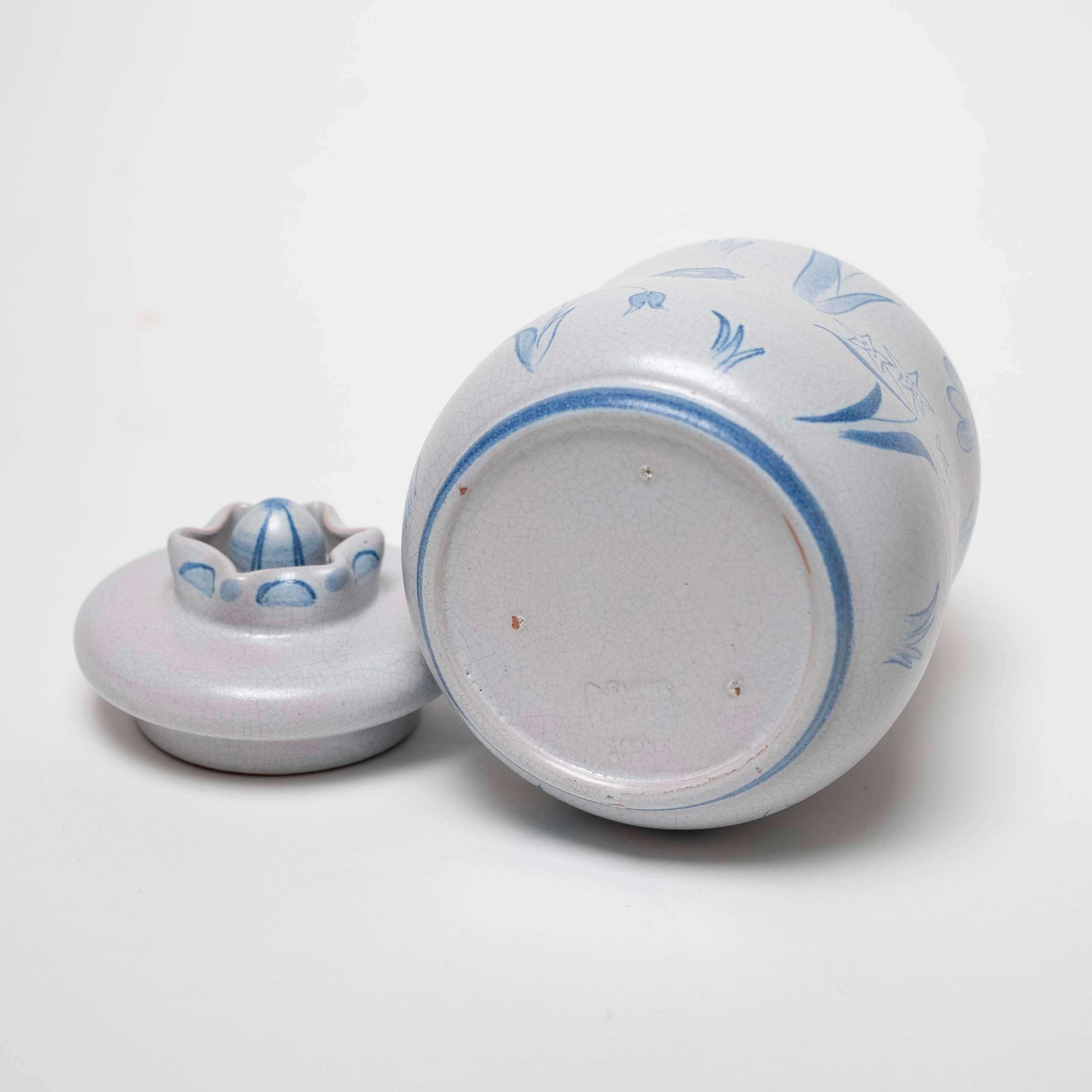 Lidded Jar by Eva Jancke Björk for Bo Fajans, Sweden, c. 1930 For Sale 3