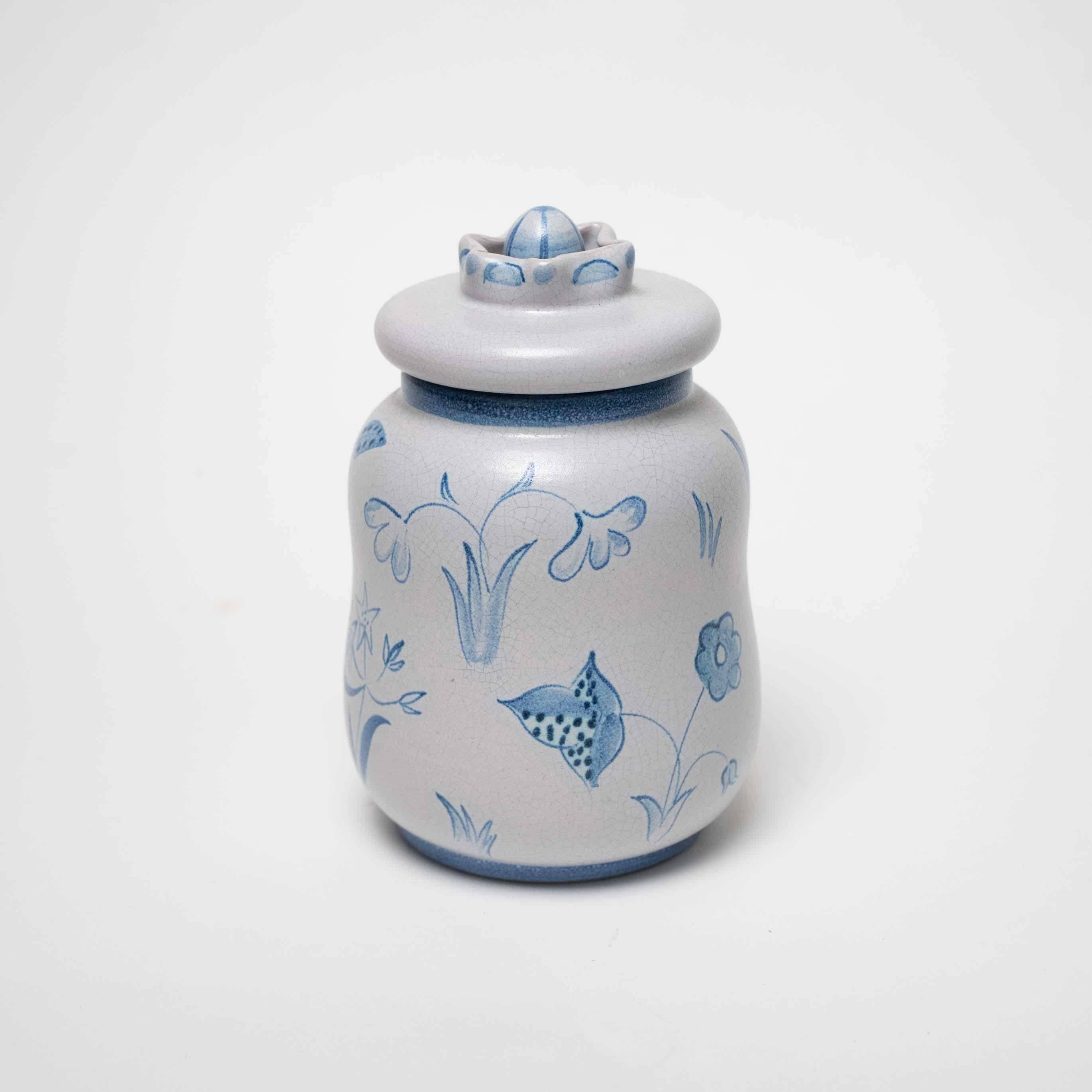 Swedish Lidded Jar by Eva Jancke Björk for Bo Fajans, Sweden, c. 1930 For Sale