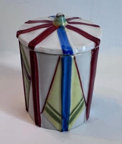 Scatola con coperchio in porcellana Art Deco multicolore proveniente dal Giappone