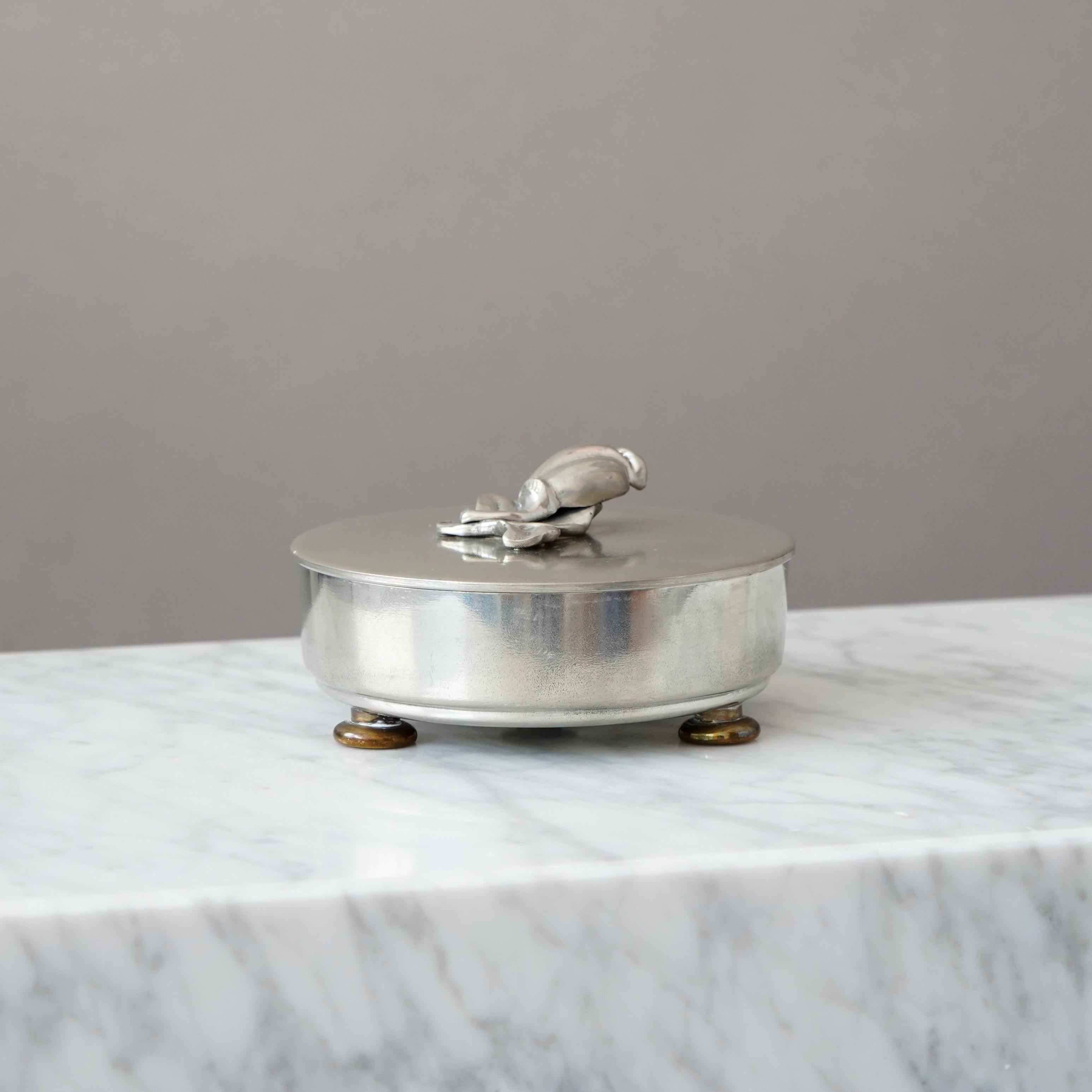 Lidded Pewter and Brass Jewelry Box by SVM Svenska Metallverken, Sweden, 1930s. en vente 2