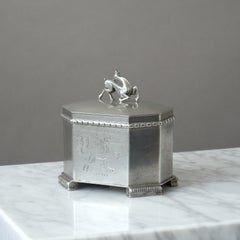 Lidded Swedish Grace Pewter Box by Harald Linder, Sweden, 1932.