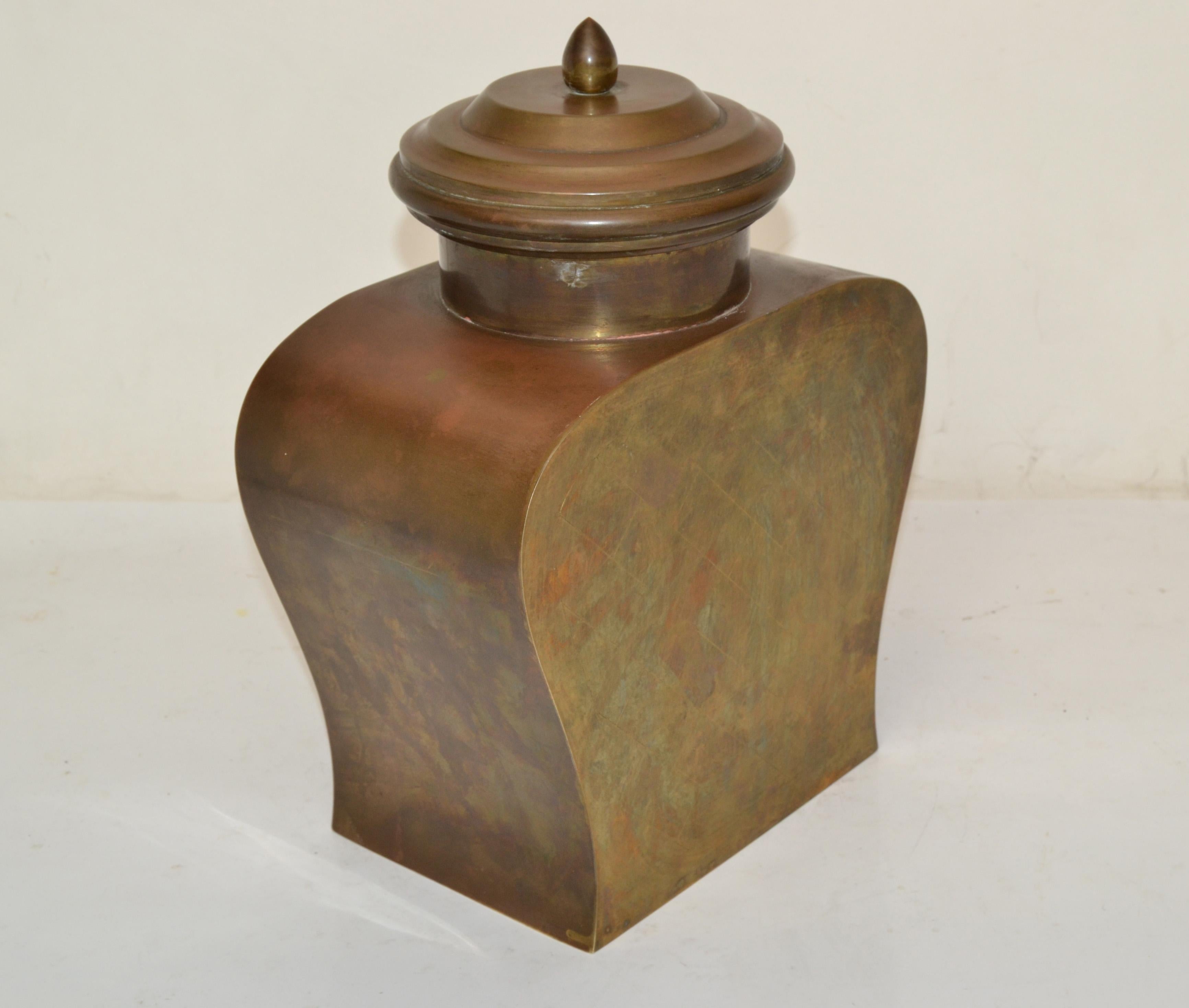 Asian influenced Brass tinned lidded Urn, Vessel Mid-Century Modern.
Made in the late 1960s and in pristine vintage condition.
  