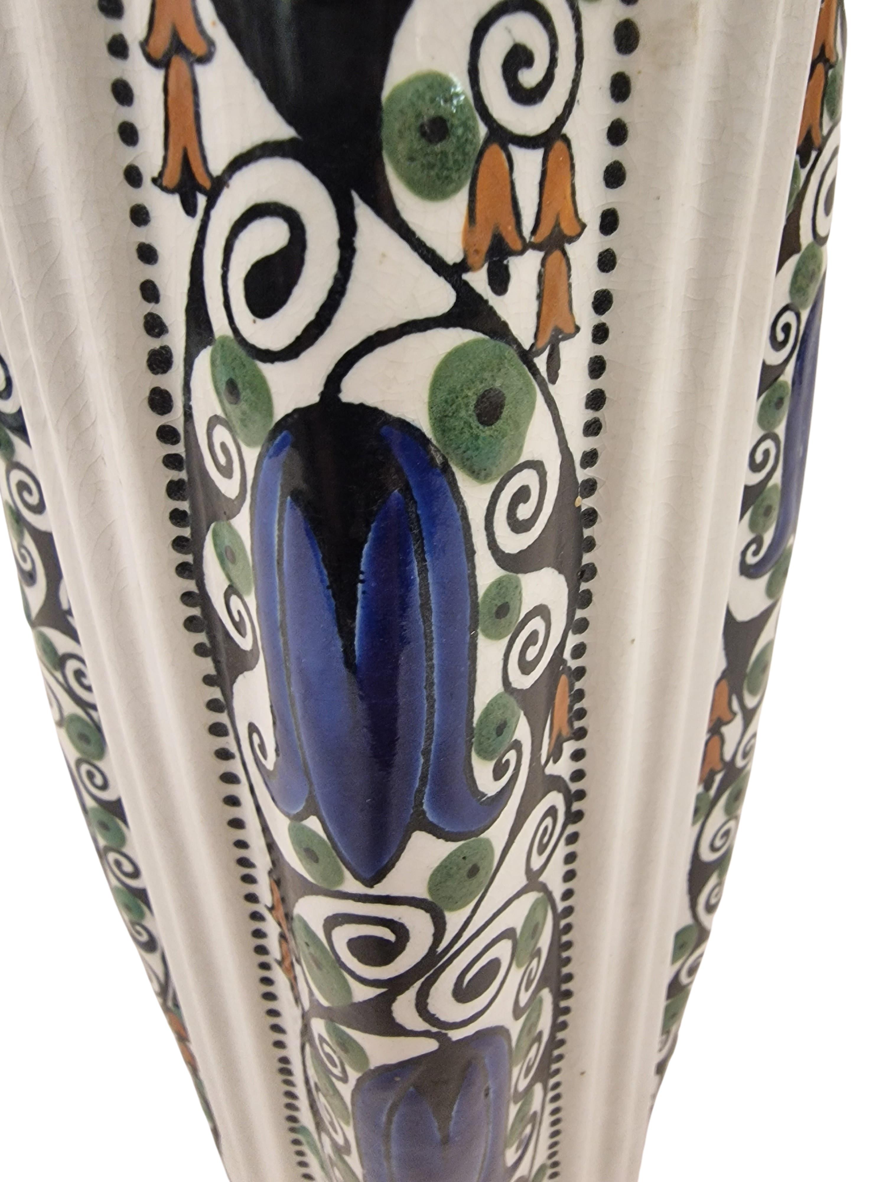 Glazed Lidded vase box urne, Art Nouveau Josef Hoffmann décor 1910 Thun Vienna Austria