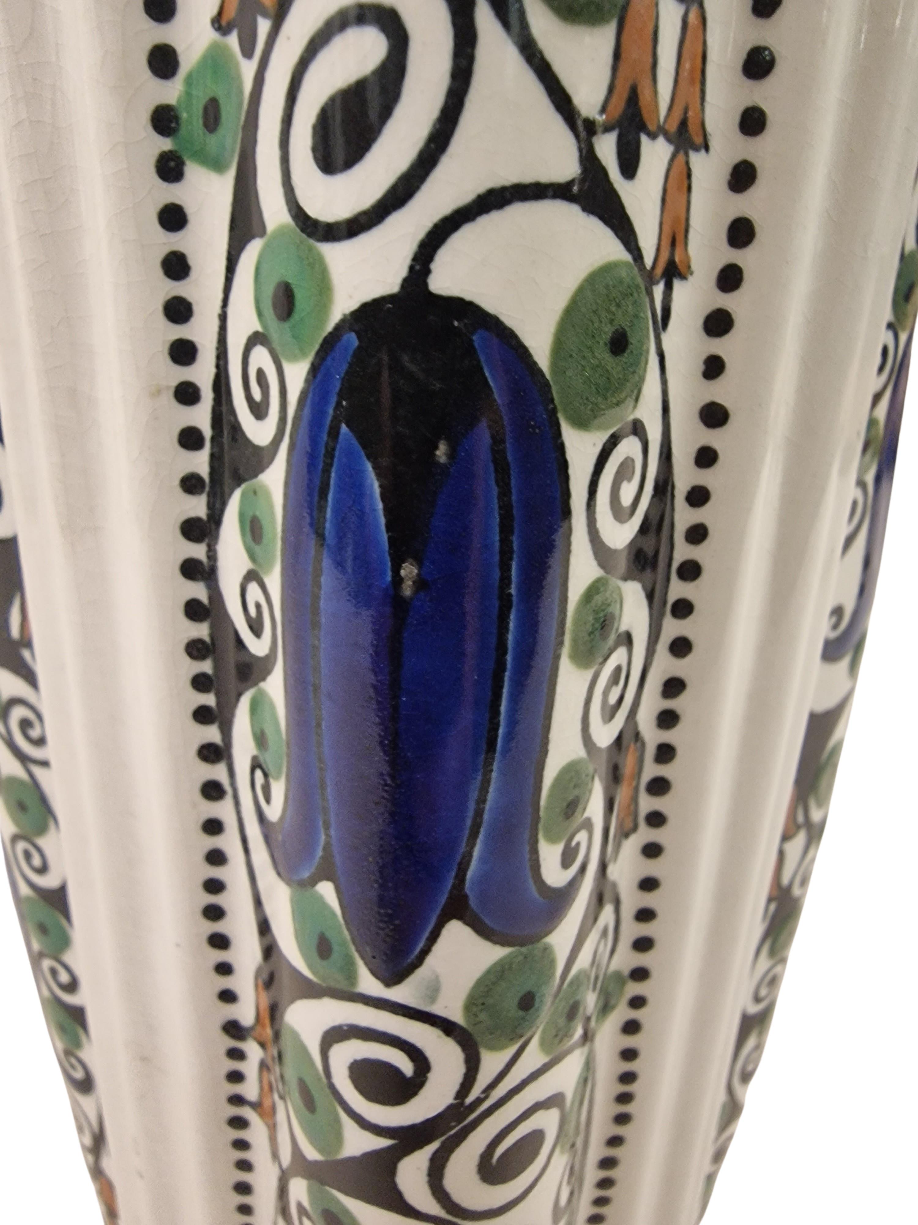 Early 20th Century Lidded vase box urne, Art Nouveau Josef Hoffmann décor 1910 Thun Vienna Austria